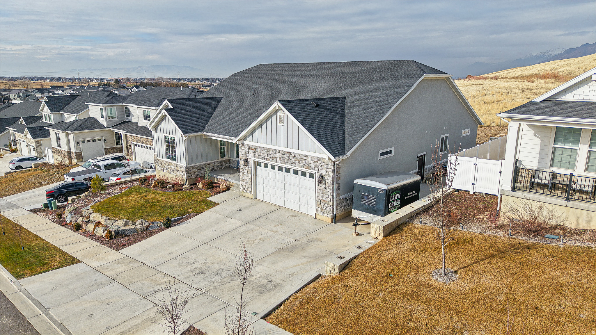 MAPLETON HEIGHTS - Residential