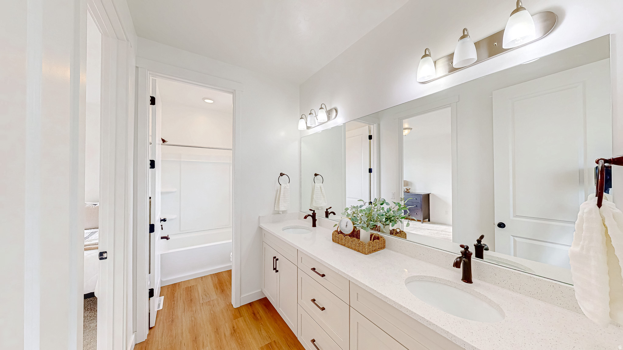 MAPLETON HEIGHTS - Residential