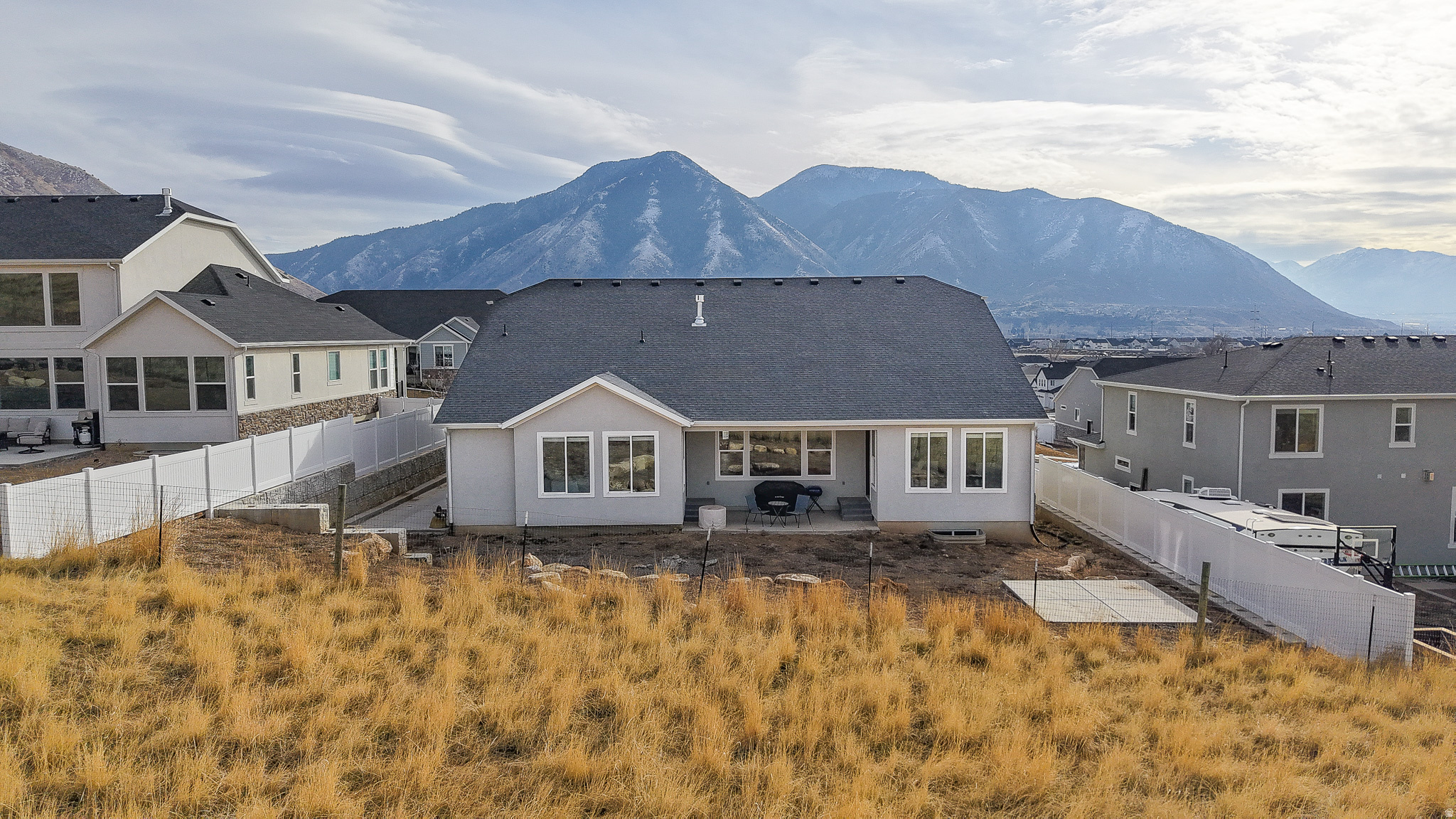 MAPLETON HEIGHTS - Residential