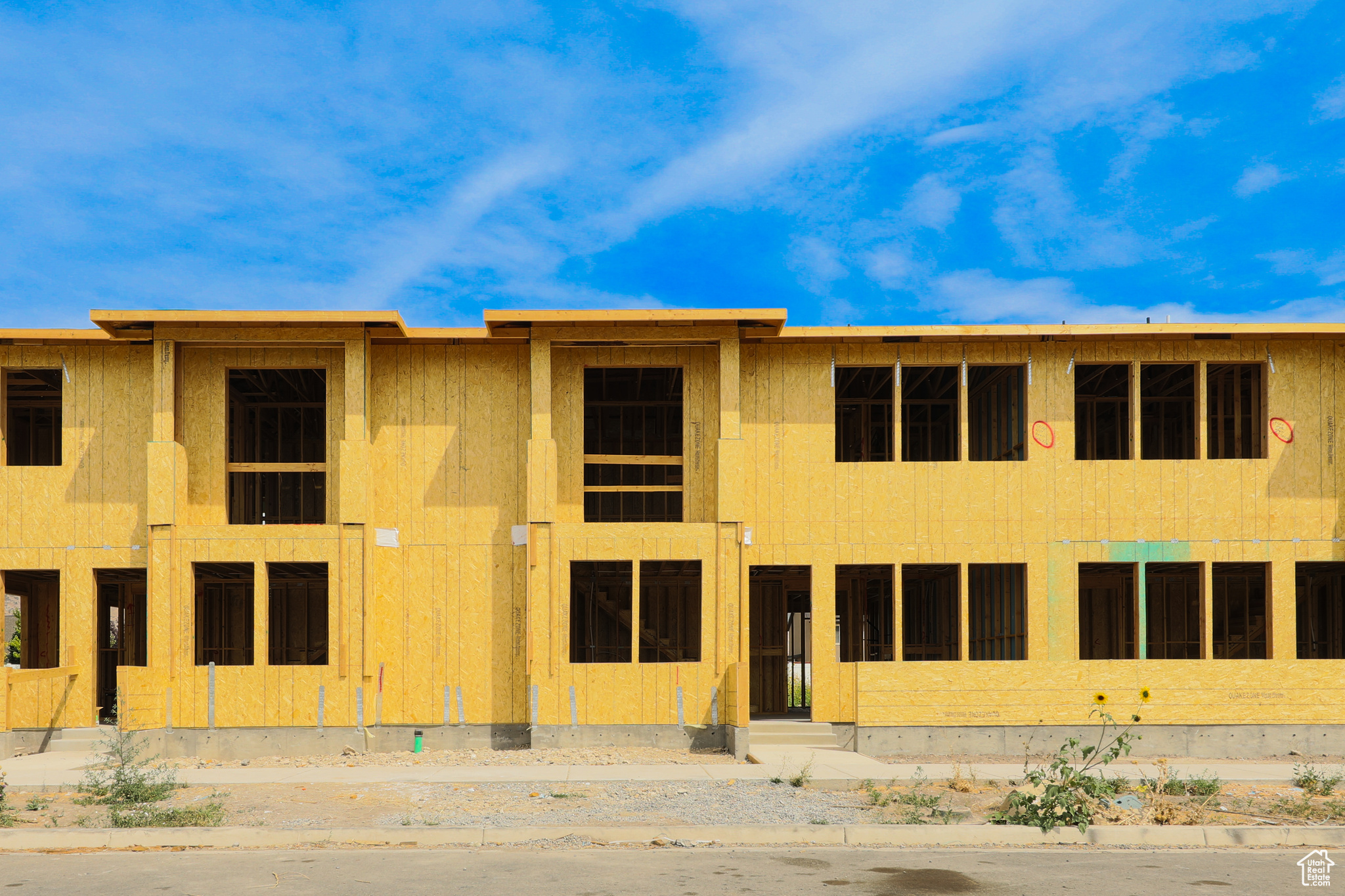 WEST FIELD CENTRAL - Residential