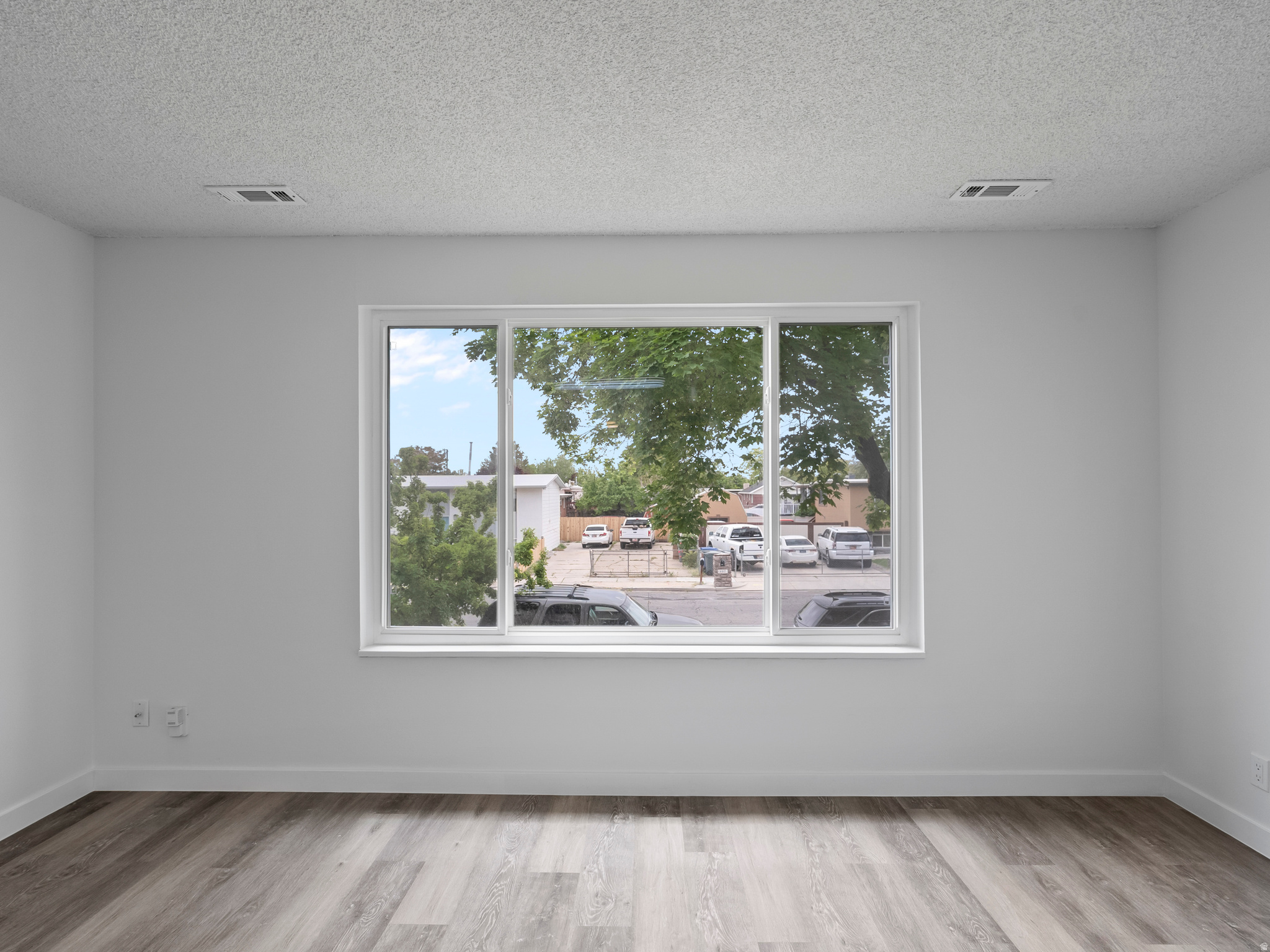 WOODCREST - Residential