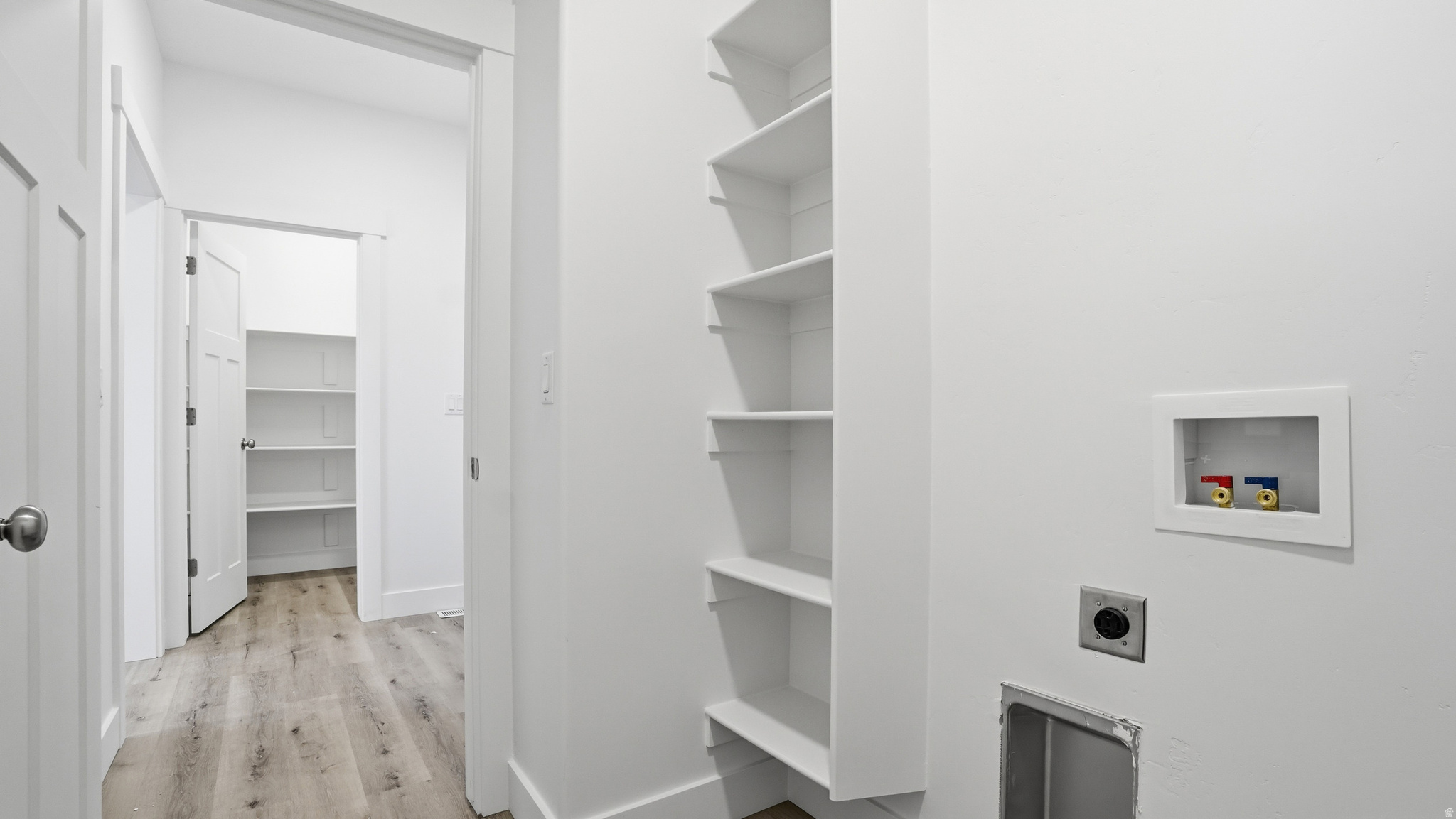 NORTHRIDGE ESTATES - Residential Income