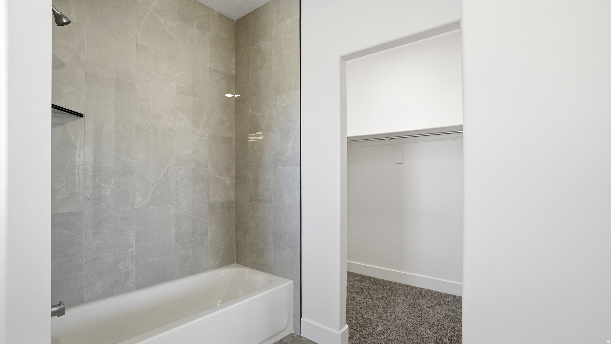 NORTHRIDGE ESTATES - Residential Income