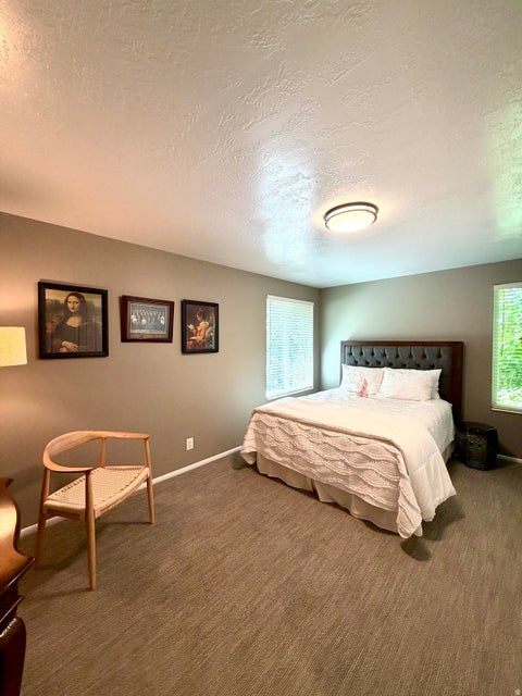 Tiny photo for 1087 E OXFORD DR, Kaysville, UT 84037 (MLS # 2185176)