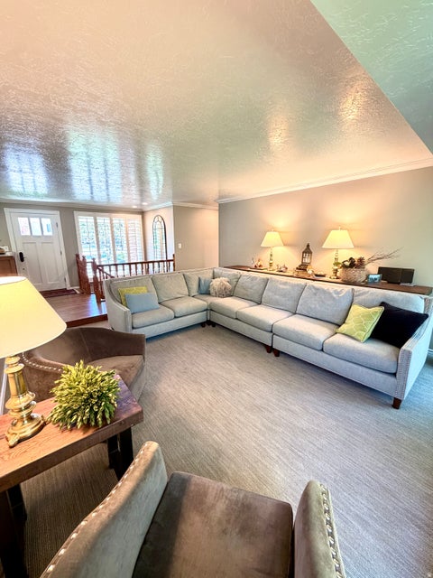 Tiny photo for 1087 E OXFORD DR, Kaysville, UT 84037 (MLS # 2185176)
