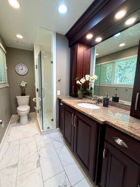 Tiny photo for 1087 E OXFORD DR, Kaysville, UT 84037 (MLS # 2185176)