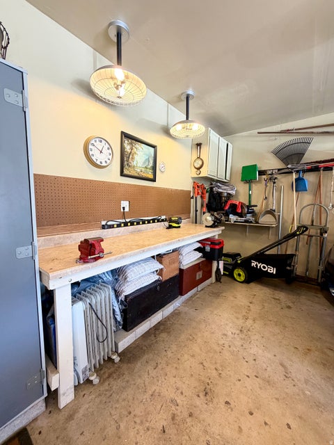 Tiny photo for 1087 E OXFORD DR, Kaysville, UT 84037 (MLS # 2185176)