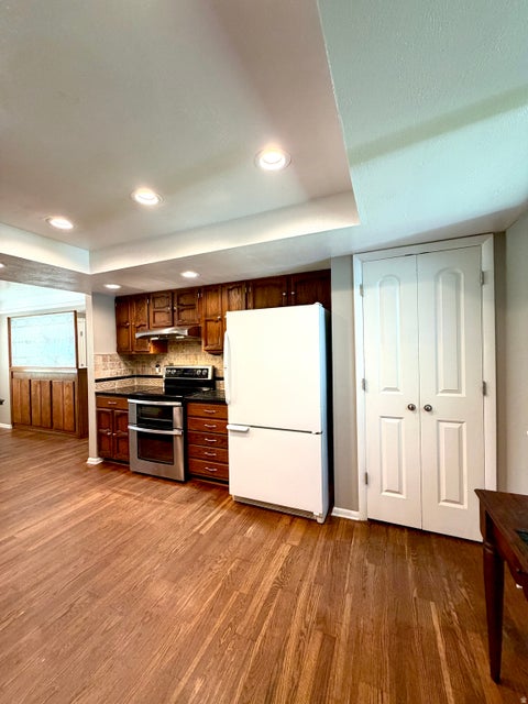 Tiny photo for 1087 E OXFORD DR, Kaysville, UT 84037 (MLS # 2185176)