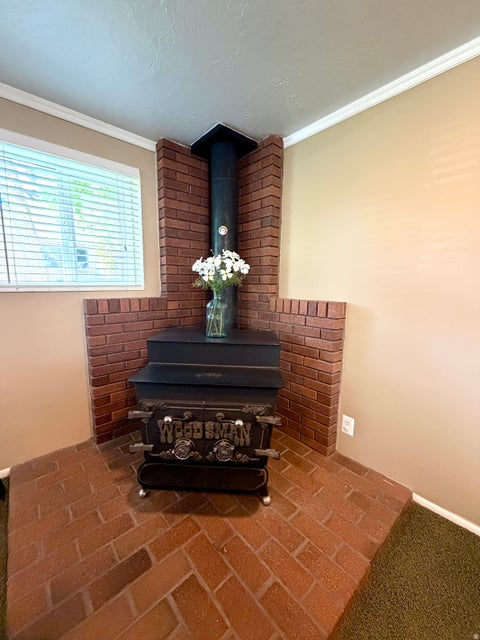 Tiny photo for 1087 E OXFORD DR, Kaysville, UT 84037 (MLS # 2185176)
