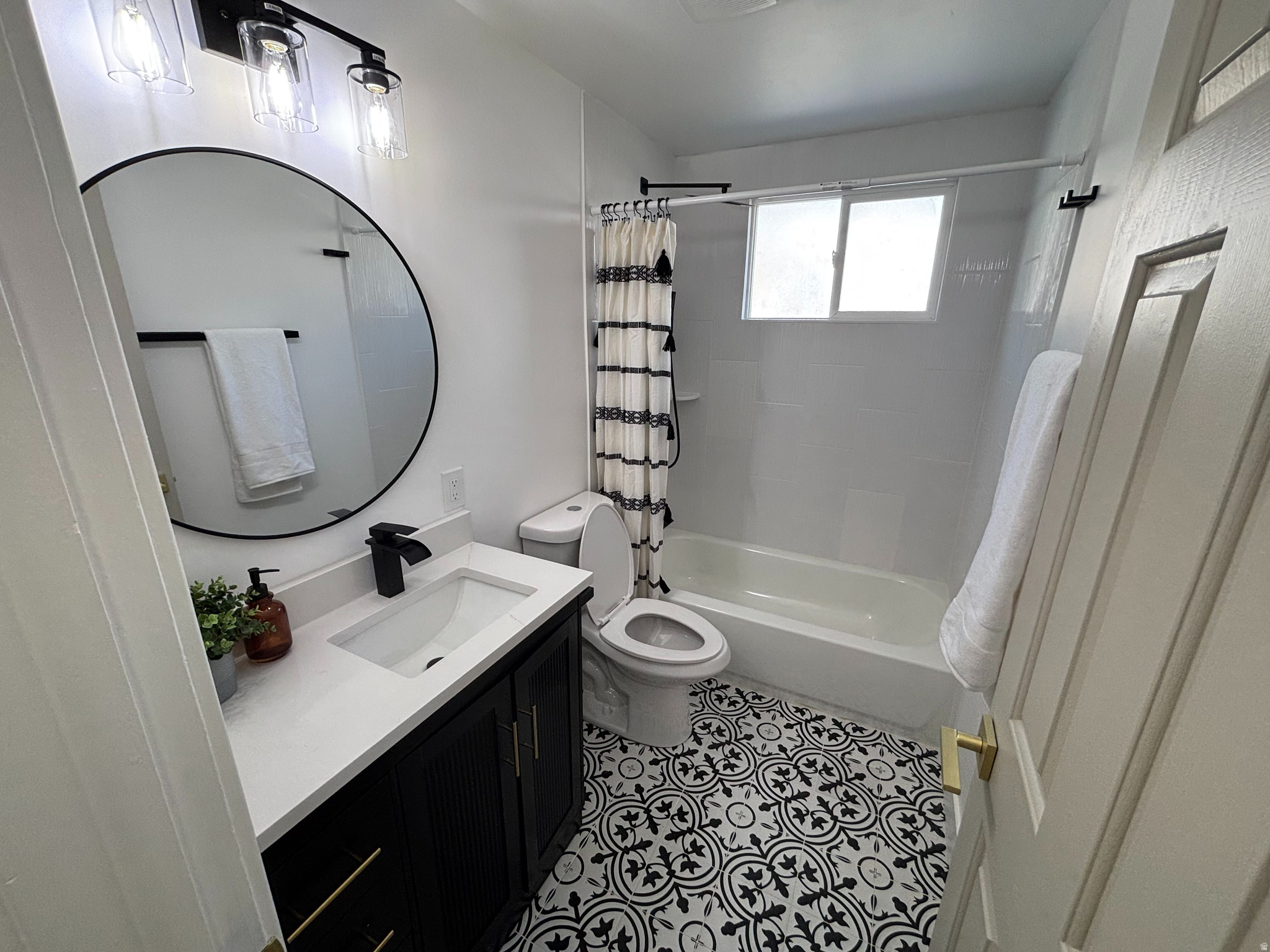 DIAMOND ACRES - Residential