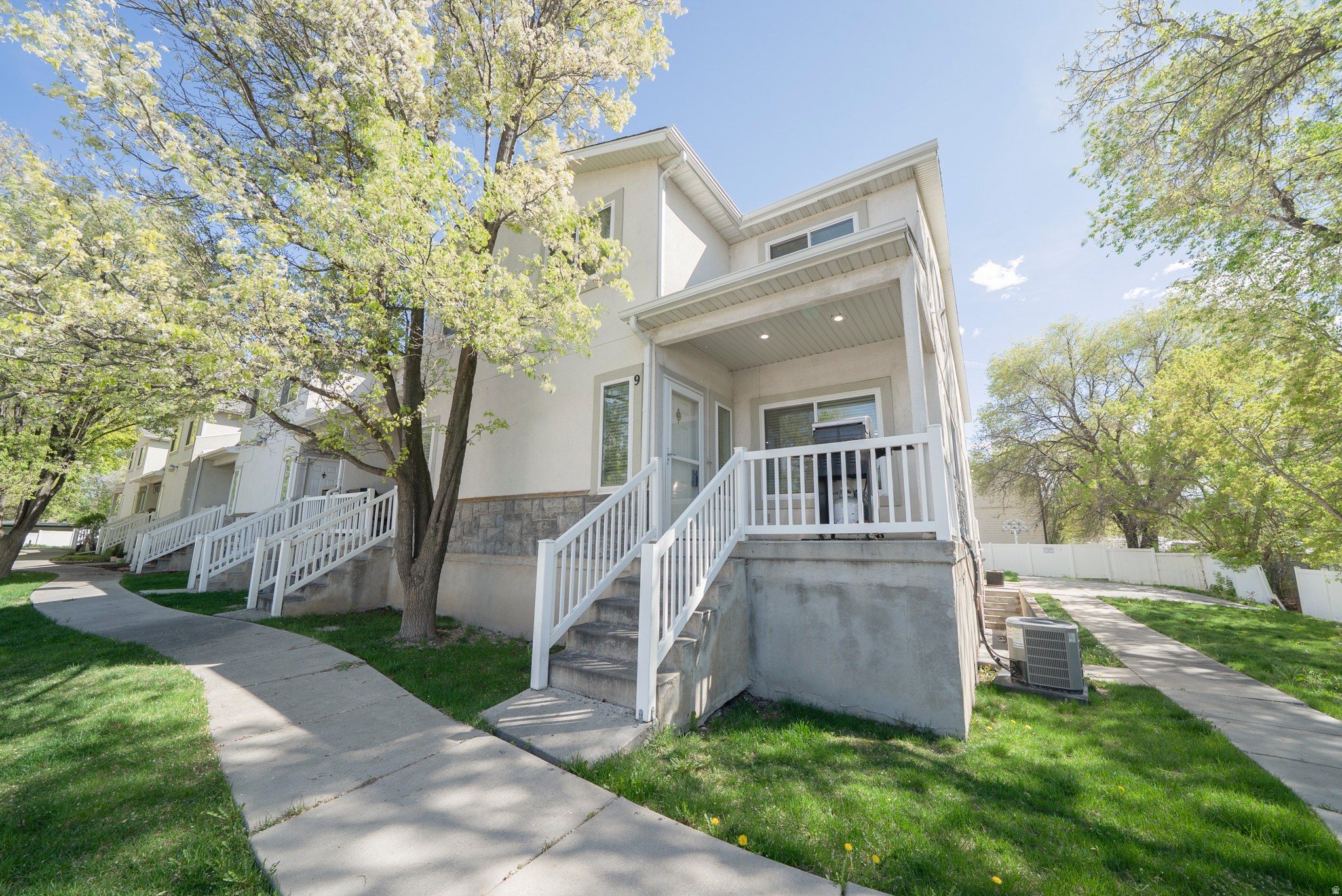 WILLOW GROVE CONDOMINIUMS - Residential