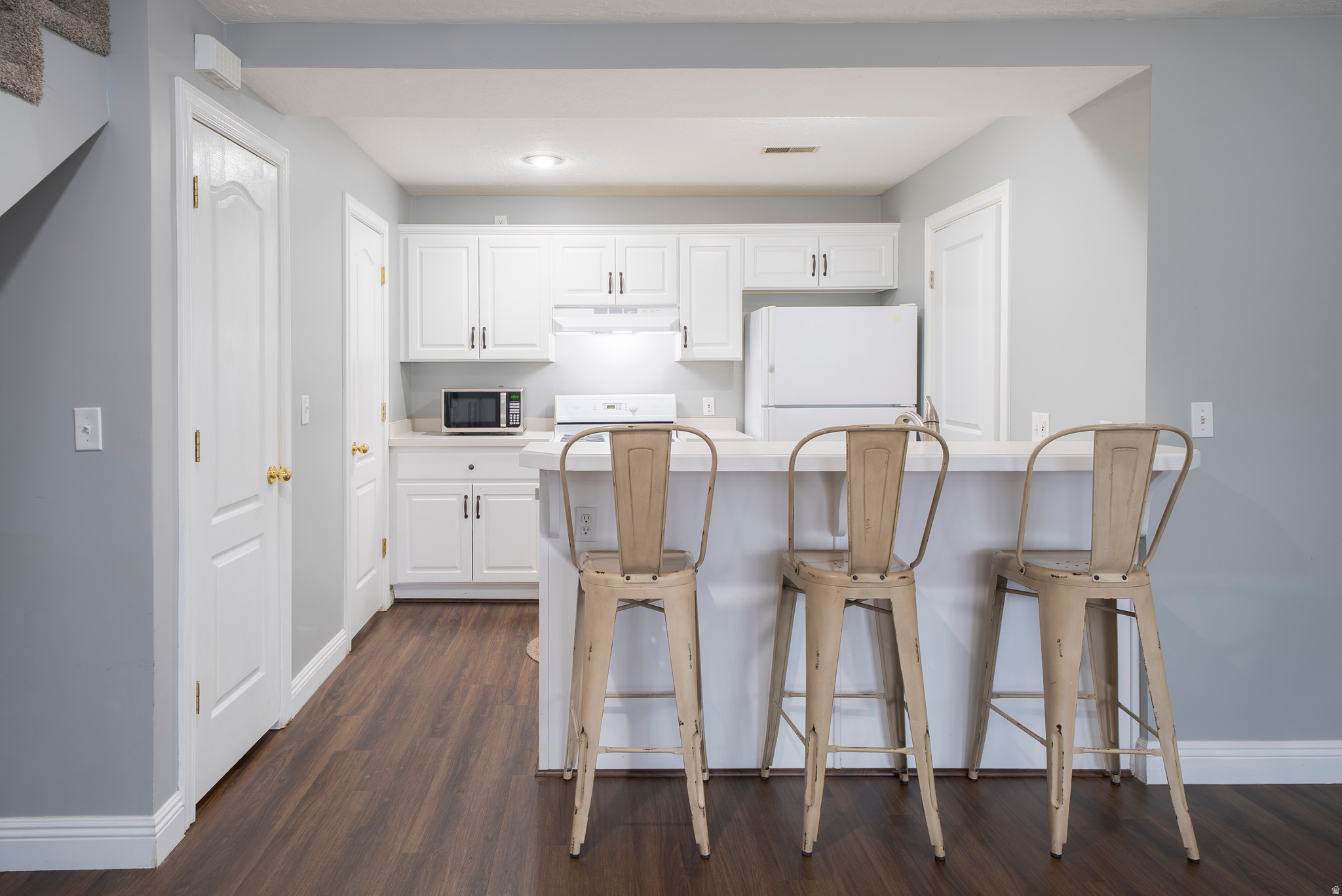 WILLOW GROVE CONDOMINIUMS - Residential