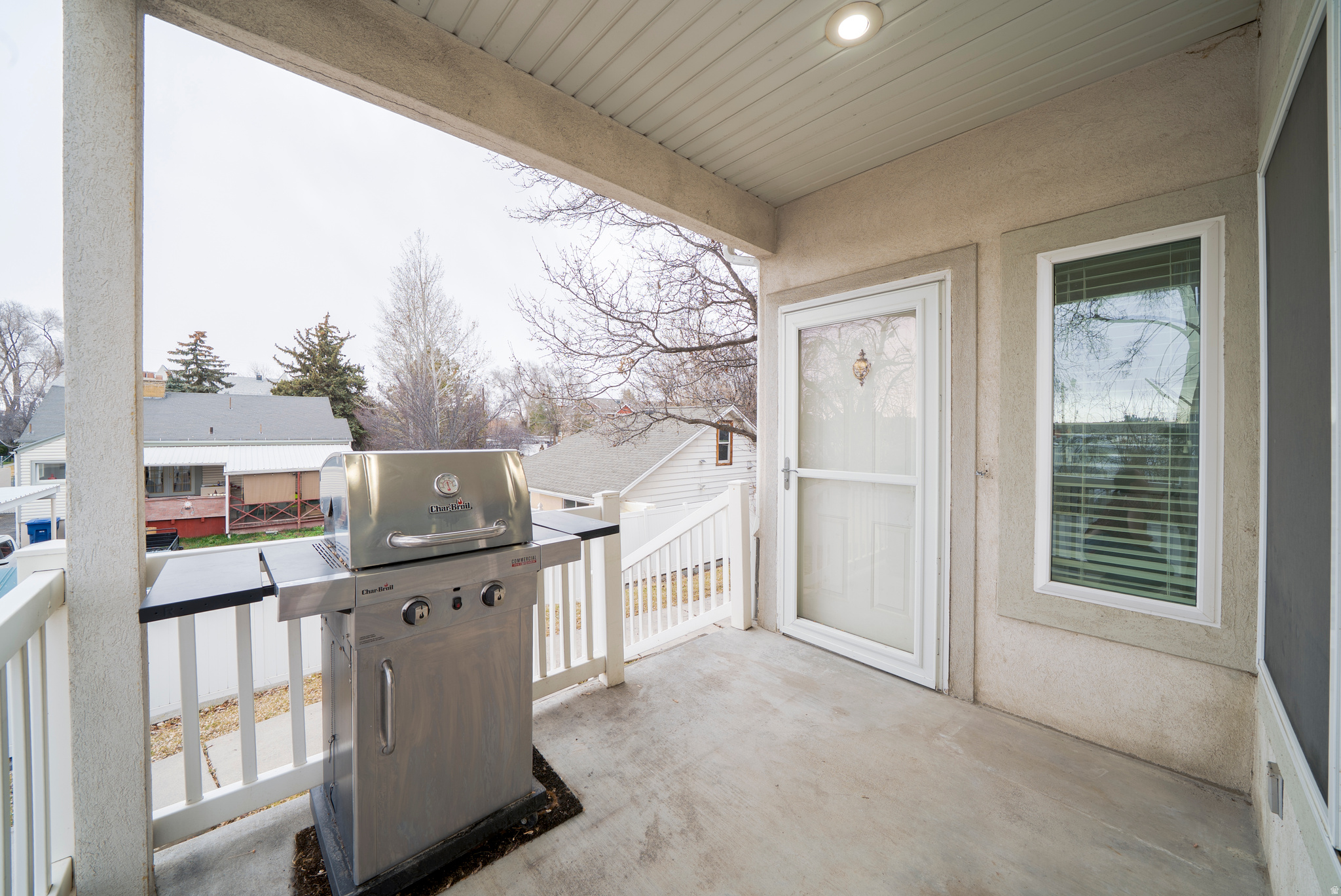 WILLOW GROVE CONDOMINIUMS - Residential