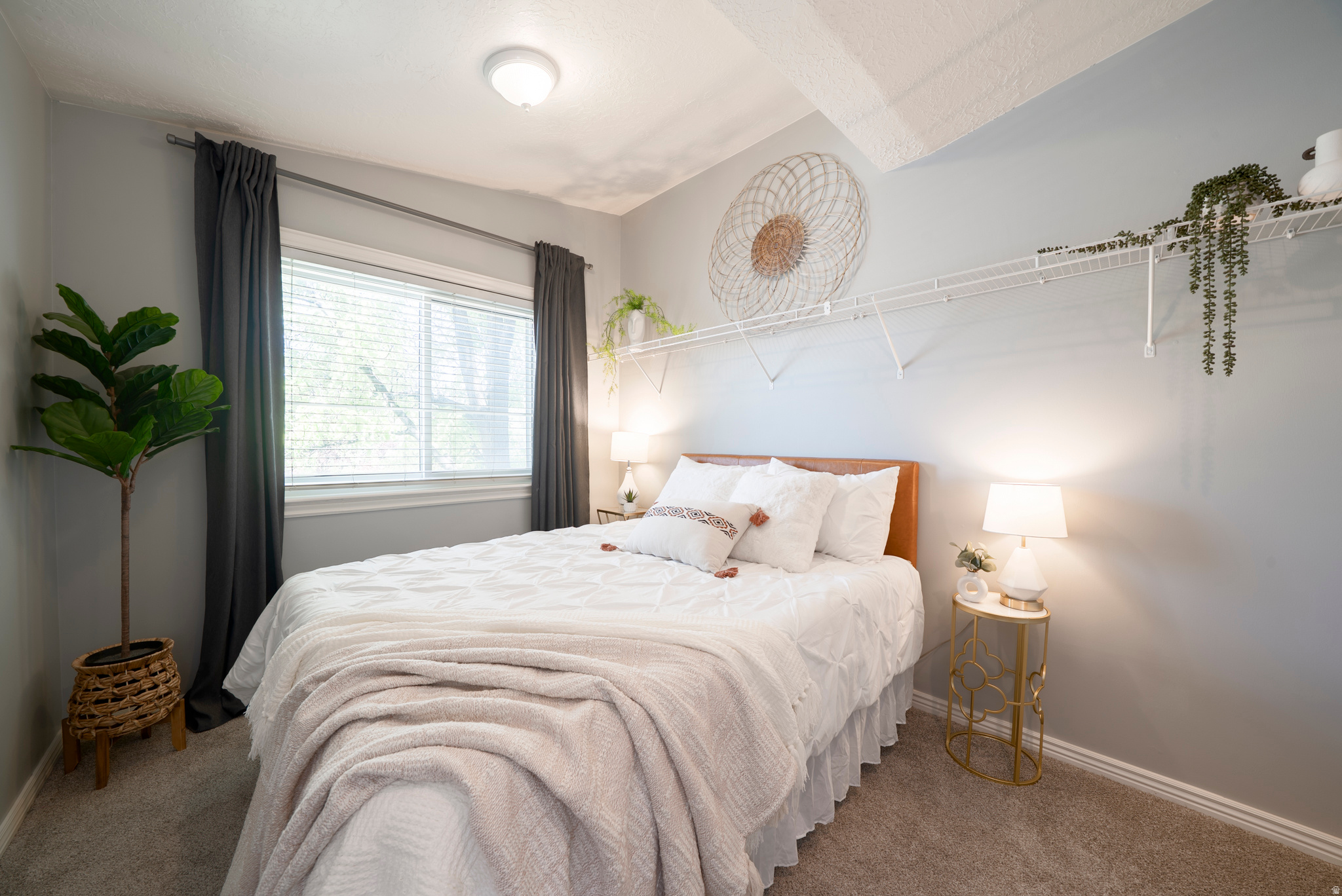 WILLOW GROVE CONDOMINIUMS - Residential