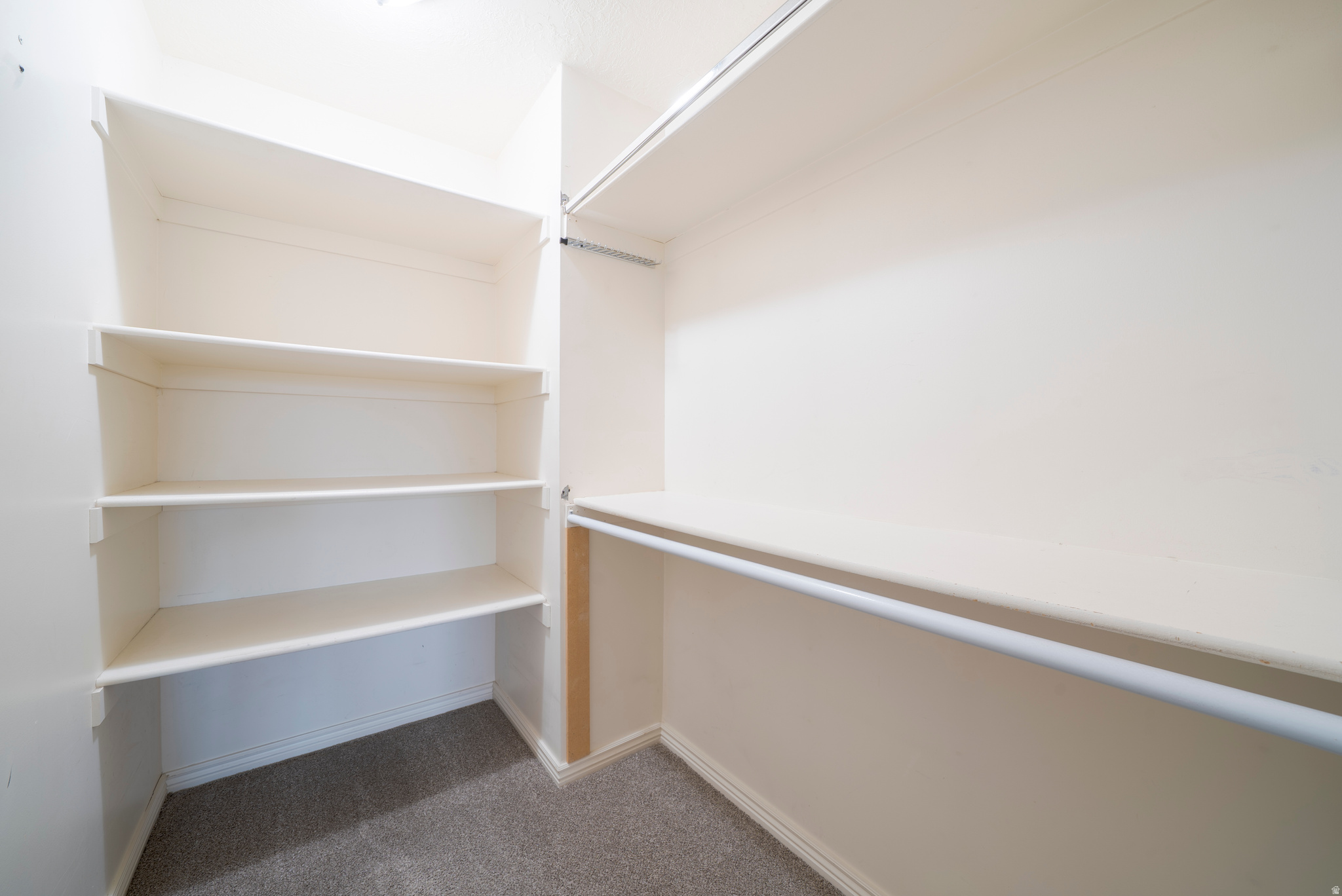 WILLOW GROVE CONDOMINIUMS - Residential