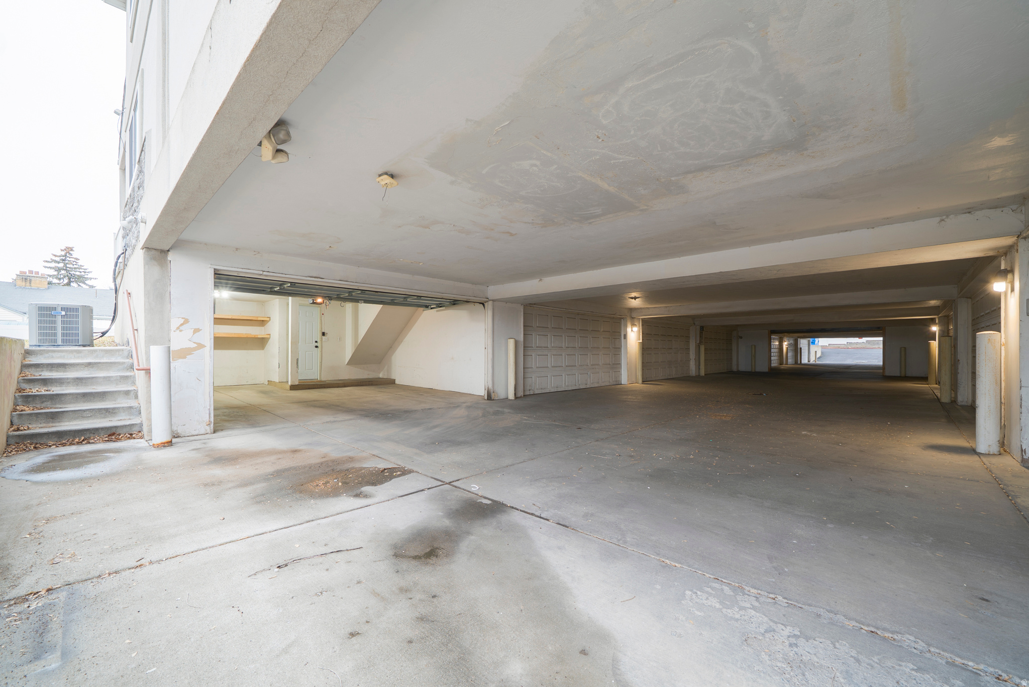 WILLOW GROVE CONDOMINIUMS - Residential