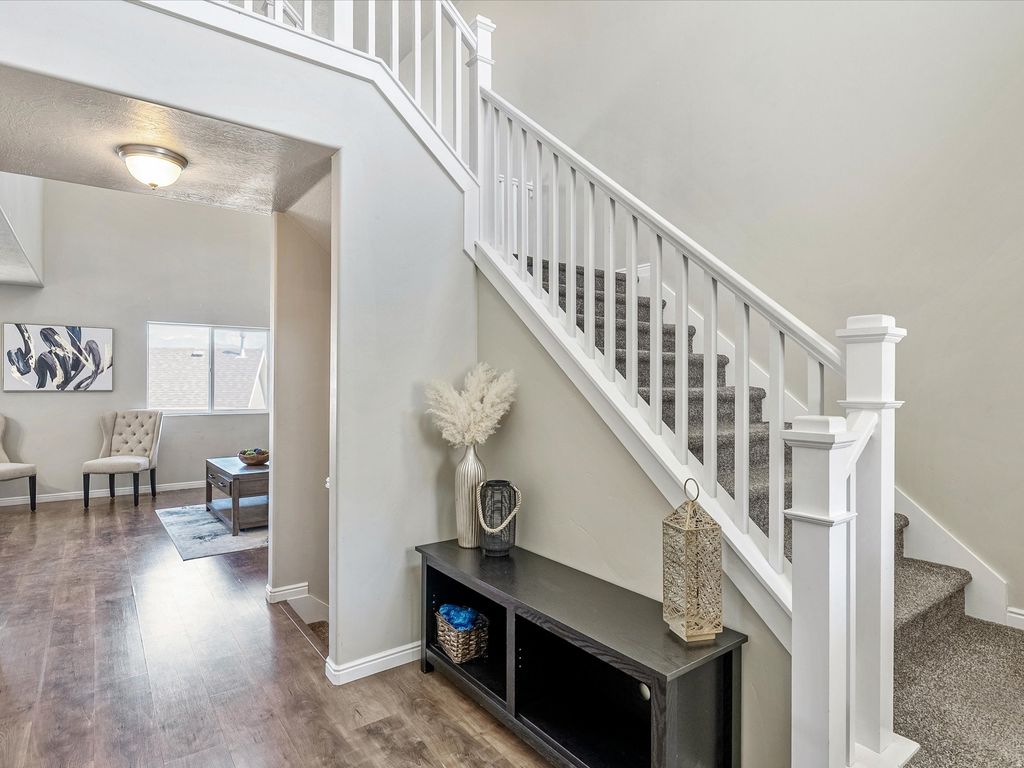 Photo of 2956 S WILLOW DR, Saratoga Springs, UT 84045 (MLS # 2153087)