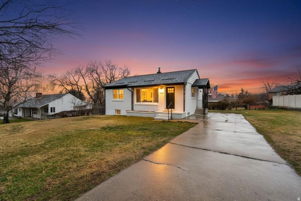 Photo of 2989 N 300 E, North Ogden, UT 84414 (MLS # 2140495)