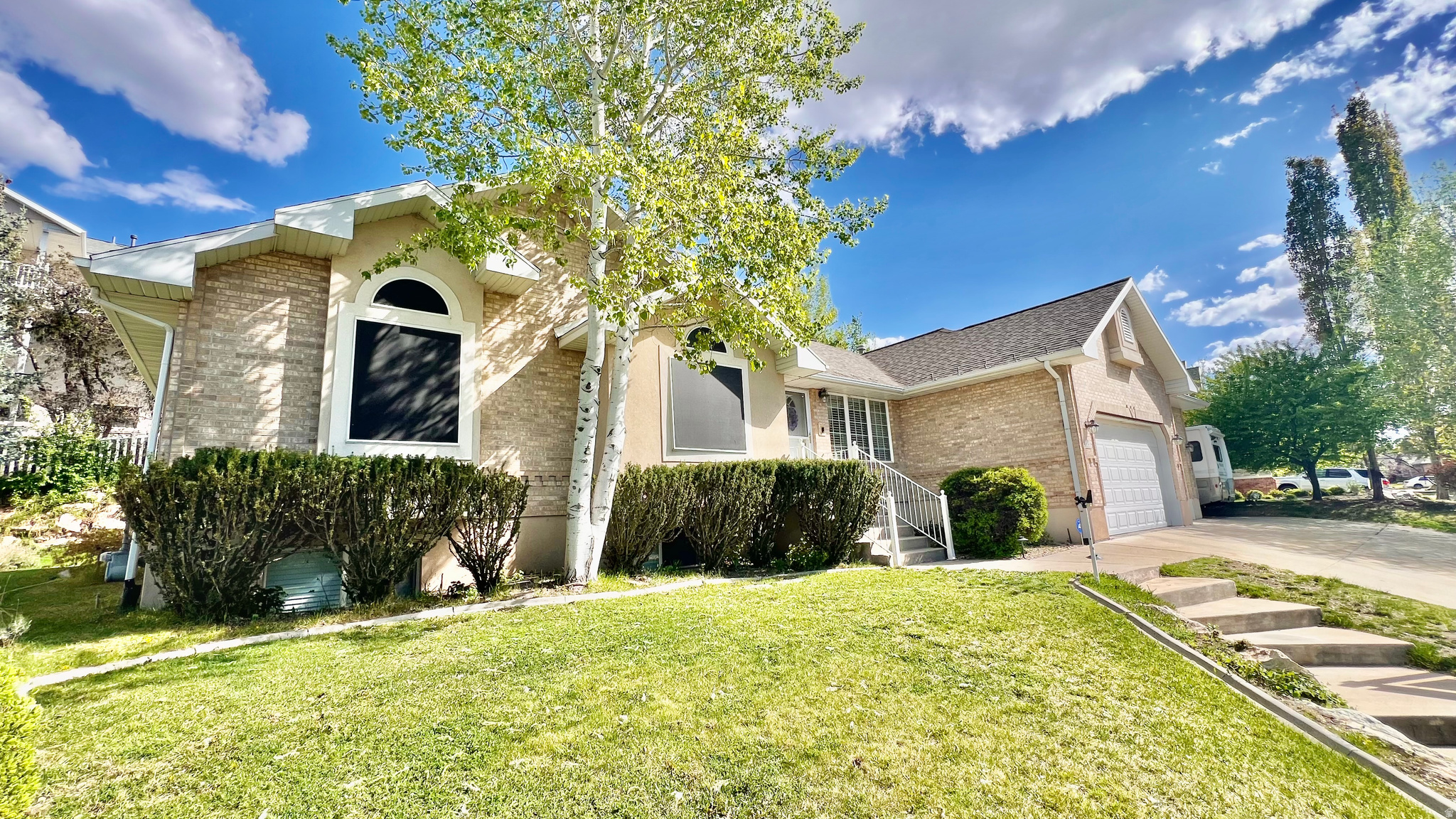 EAGLEWOOD ESTATES - Residential