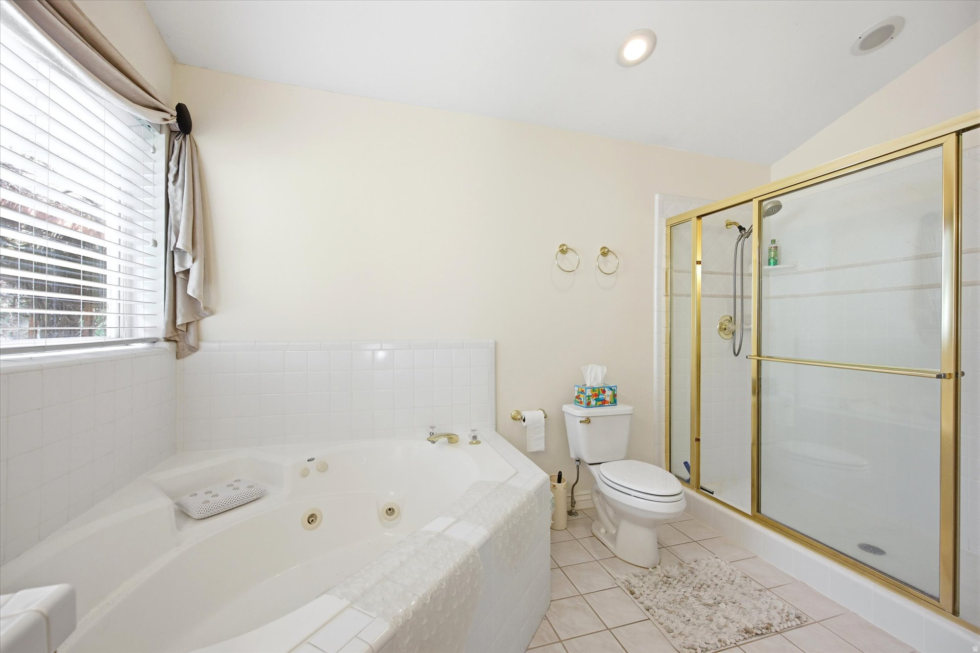 EAGLEWOOD ESTATES - Residential