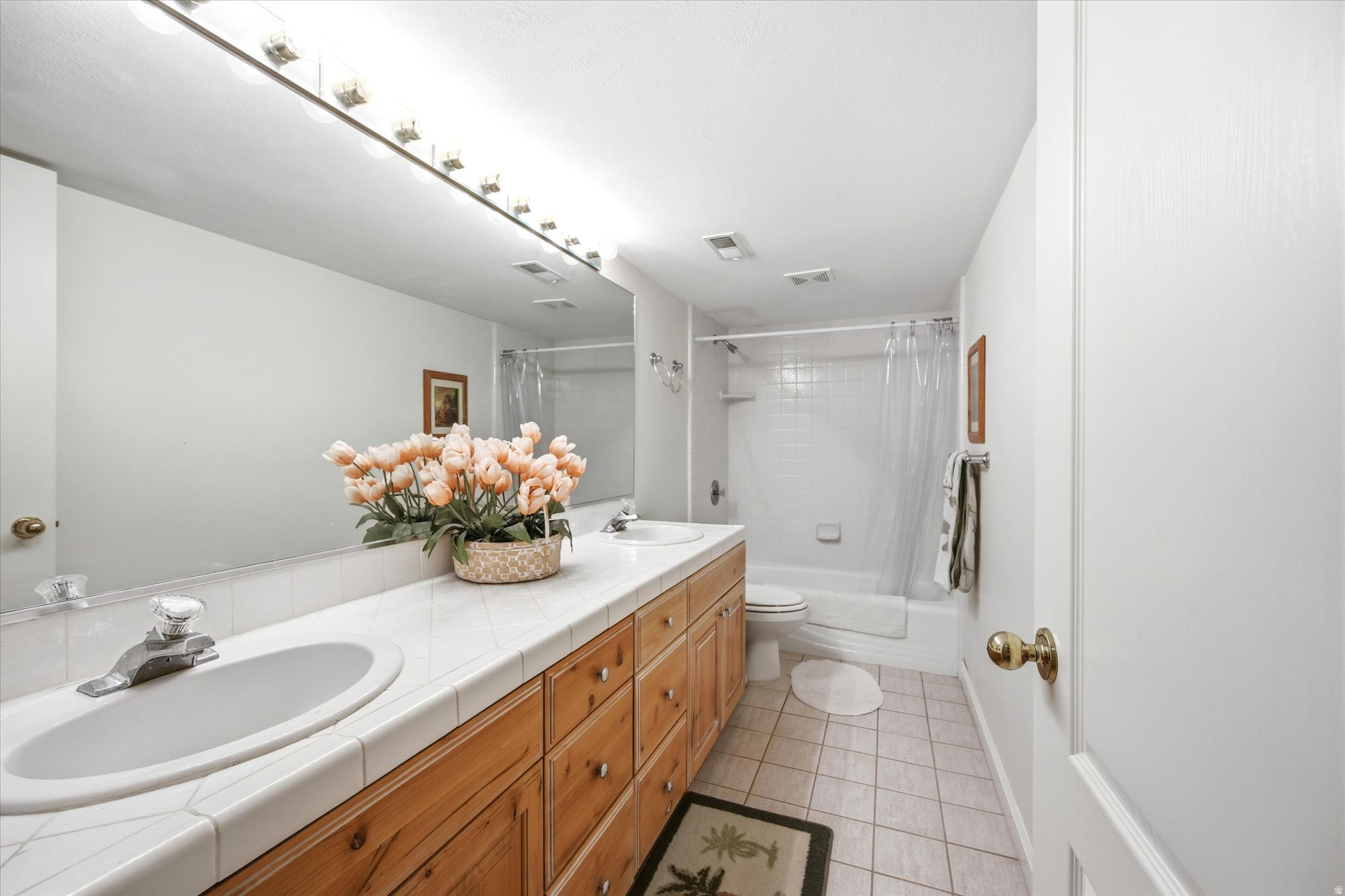 EAGLEWOOD ESTATES - Residential