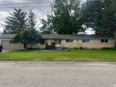 Homes For Sale - 83 W 800<br/> Preston, ID 83263