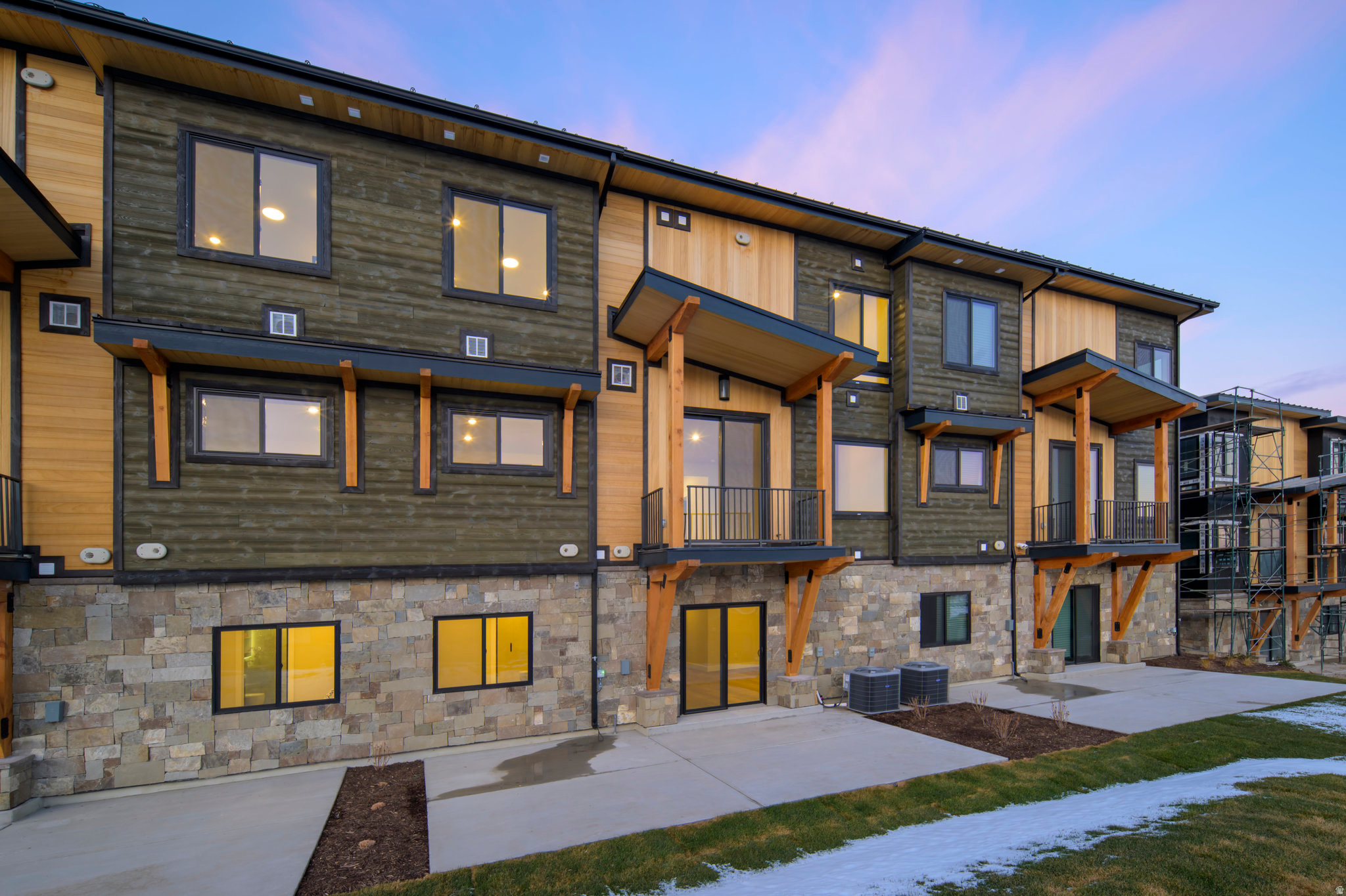 SAGE HEN - Residential