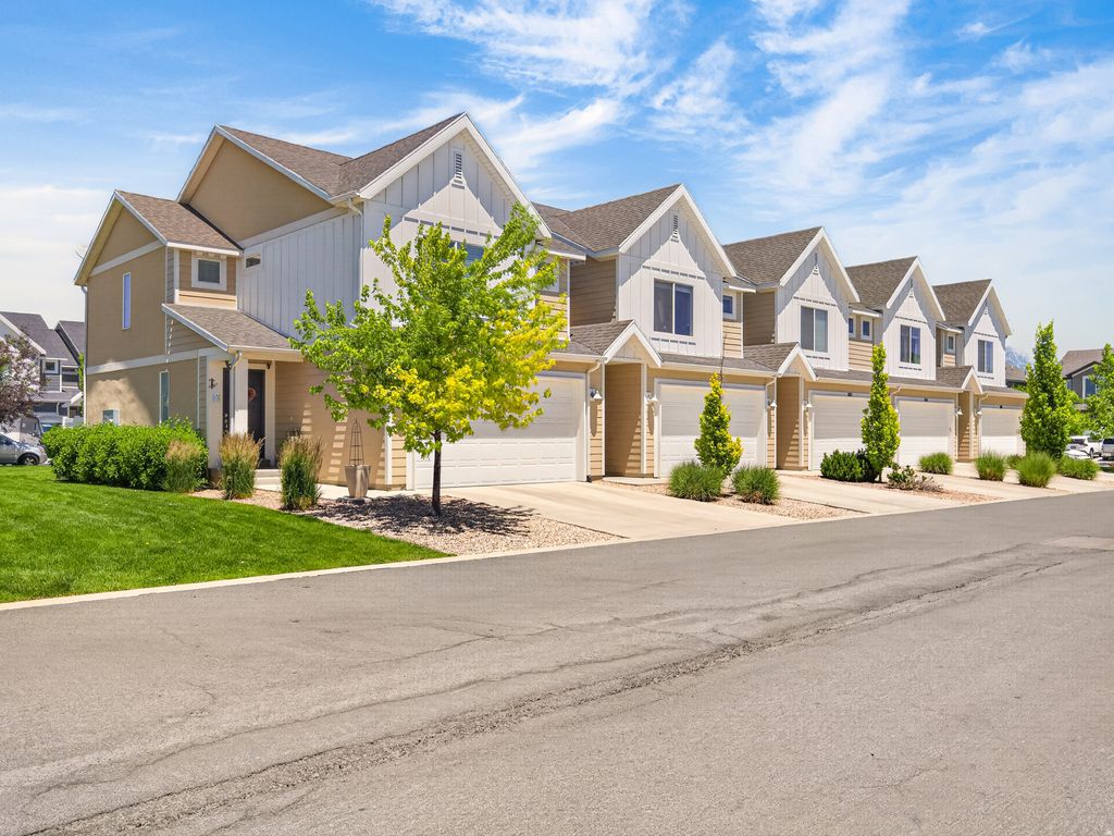 Photo of 98 E HARMONY CT, Saratoga Springs, UT 84045 (MLS # 2165974)