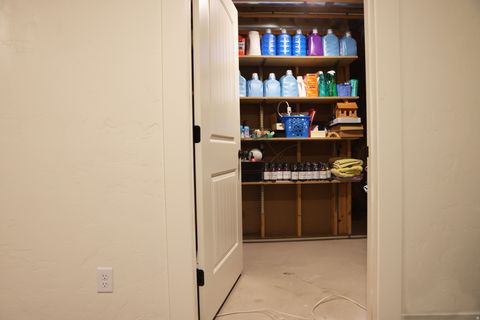 Tiny photo for 933 N WORKMAN DR, Duchesne, UT 84021 (MLS # 2126358)