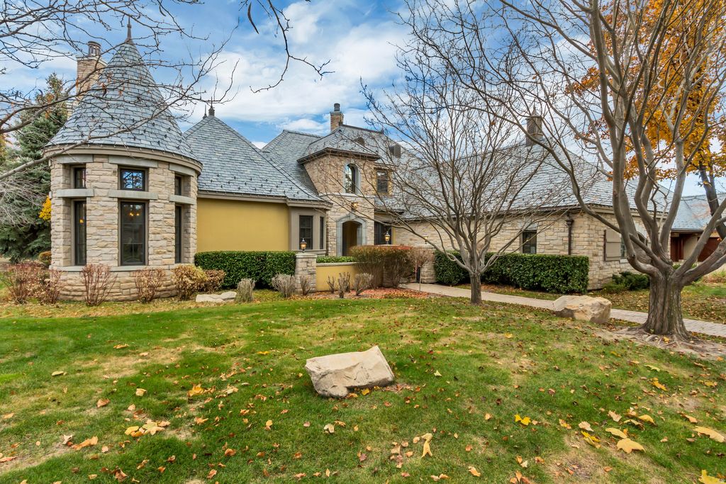 Photo of 4380 N STONE CREEK LN, Provo, UT 84604 (MLS # 2140758)