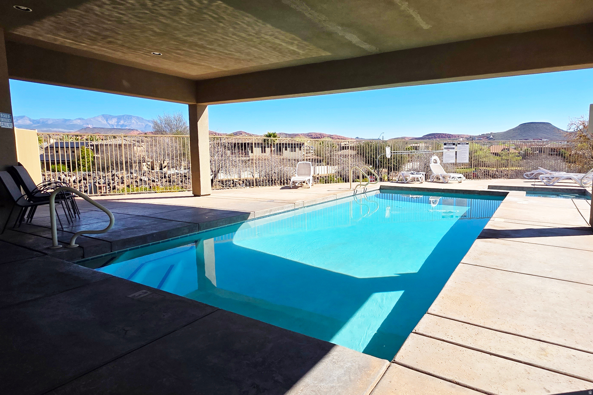 WAILEA FALLS AT STONEBRIDGE - Residential