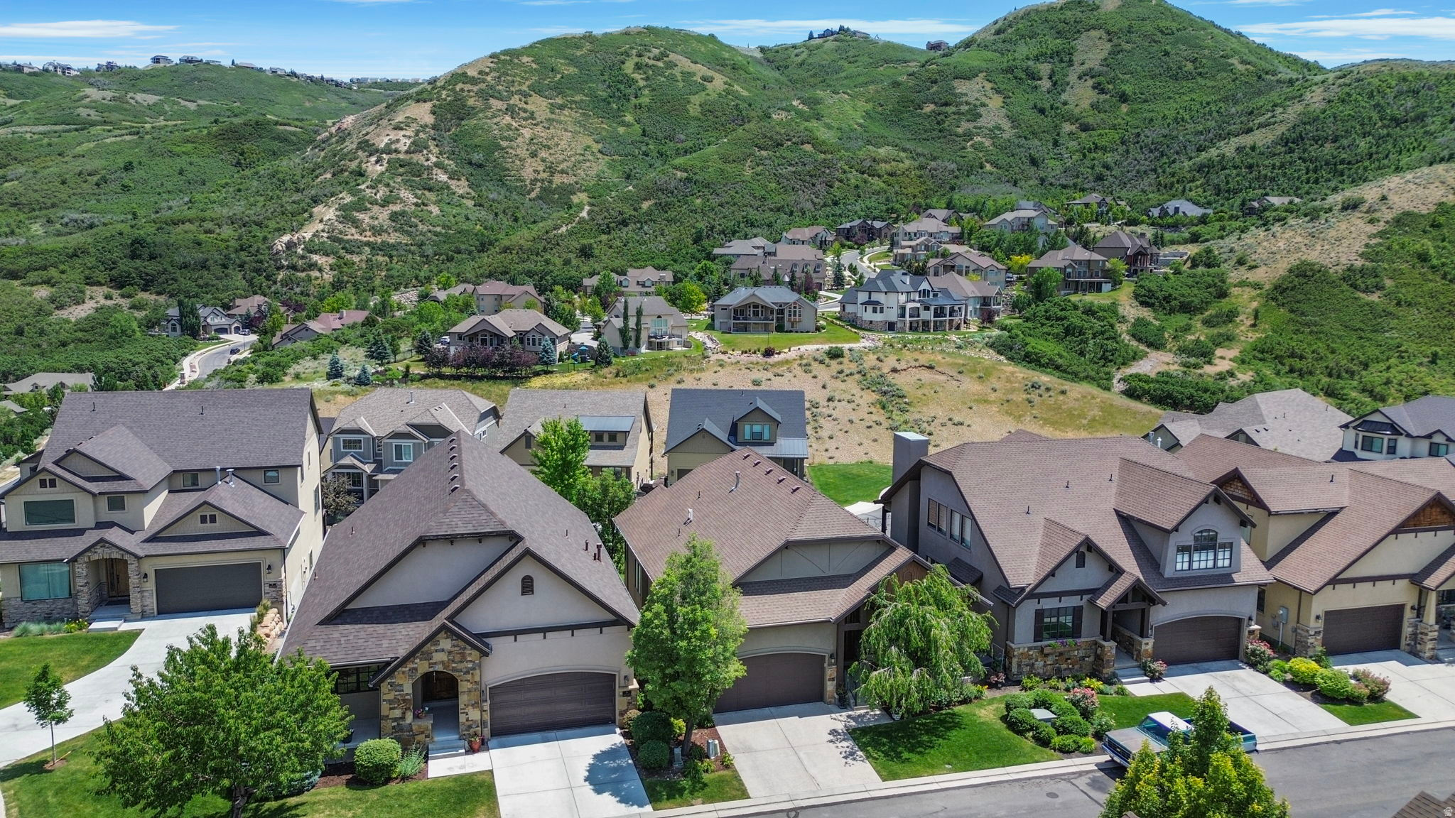 MONTREAUX AT SOUTH MOUNTAIN - Residential