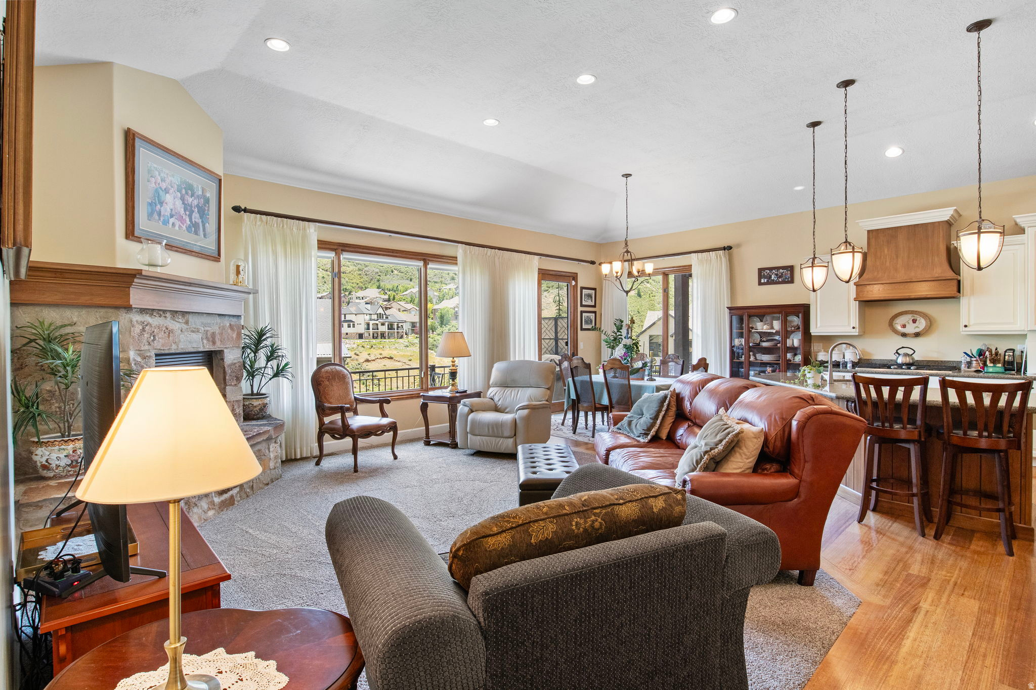 MONTREAUX AT SOUTH MOUNTAIN - Residential