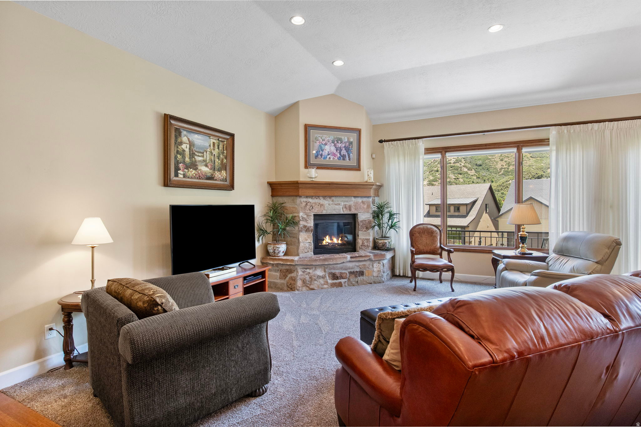 MONTREAUX AT SOUTH MOUNTAIN - Residential