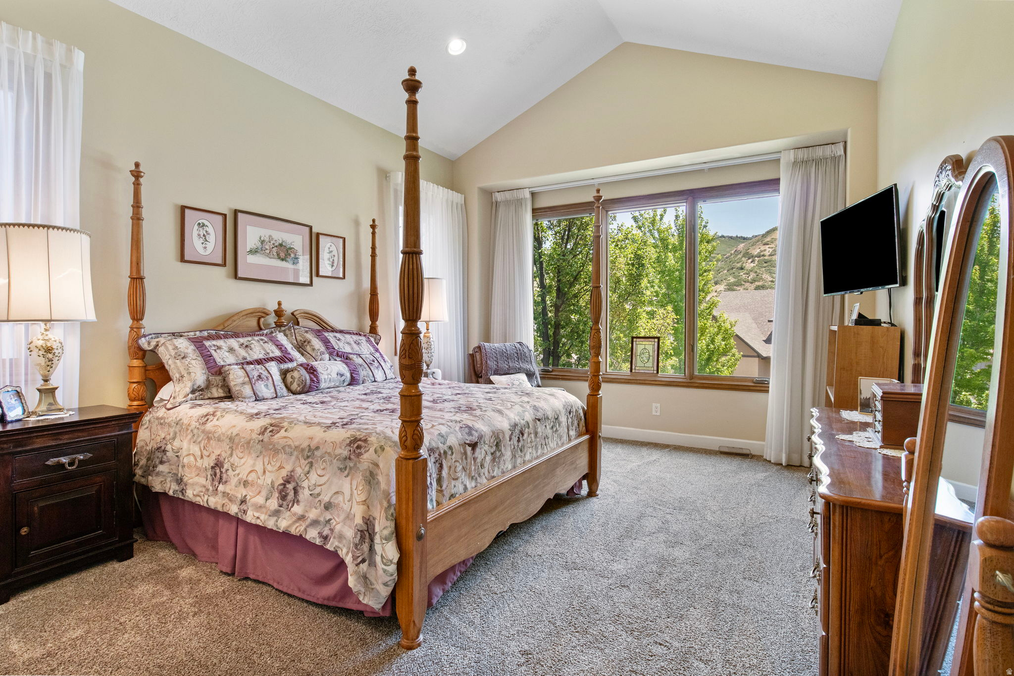 MONTREAUX AT SOUTH MOUNTAIN - Residential