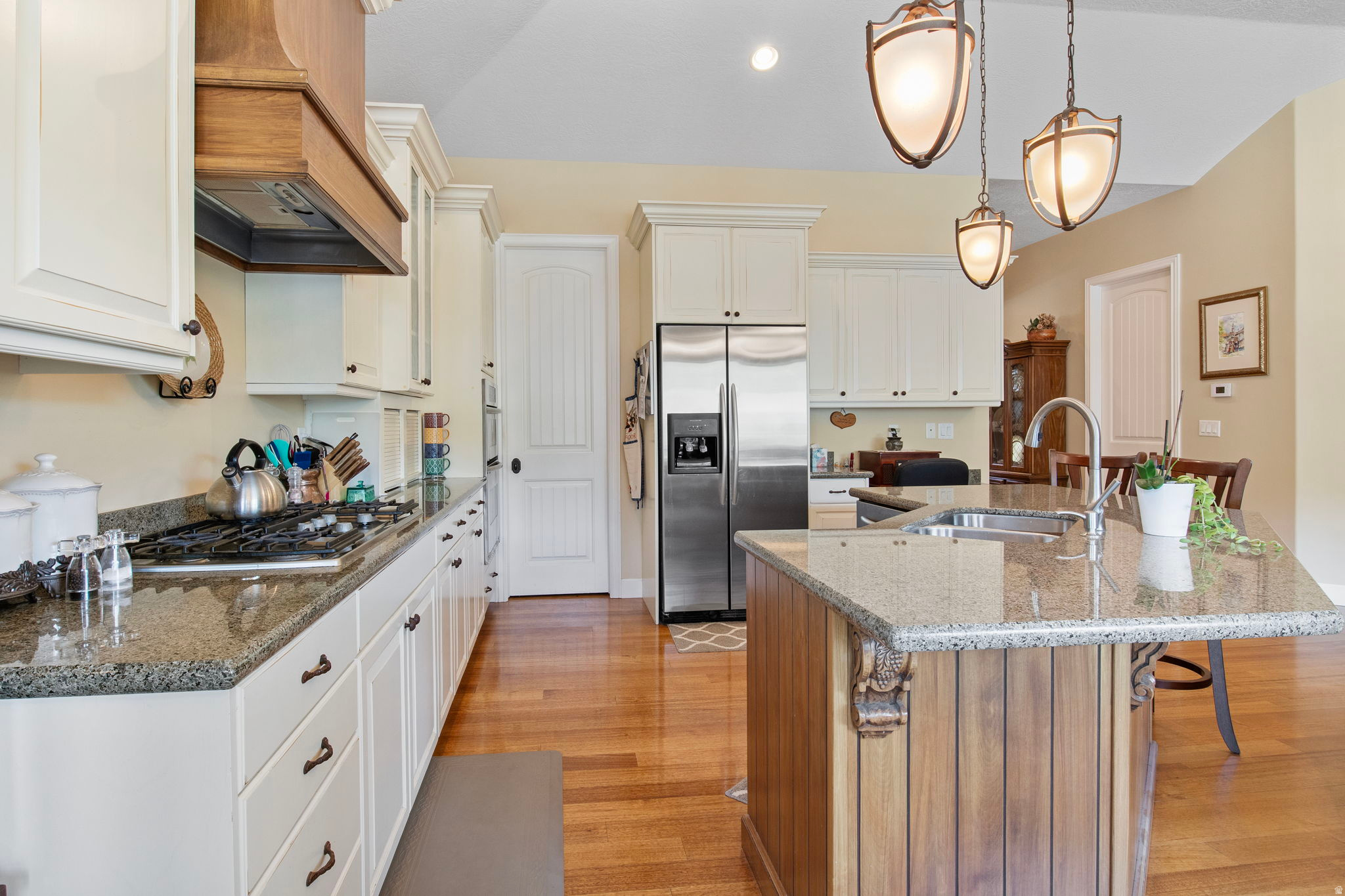 MONTREAUX AT SOUTH MOUNTAIN - Residential