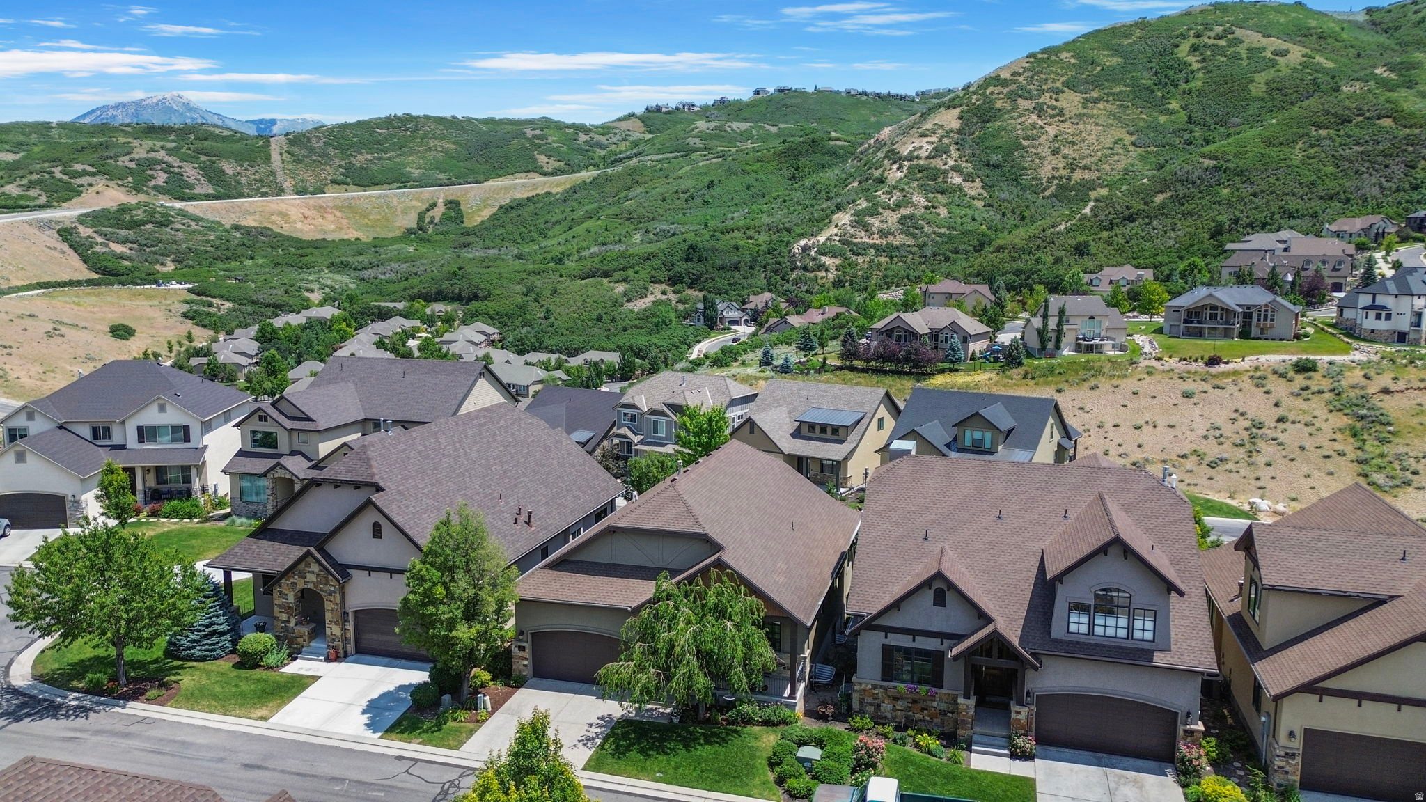 MONTREAUX AT SOUTH MOUNTAIN - Residential