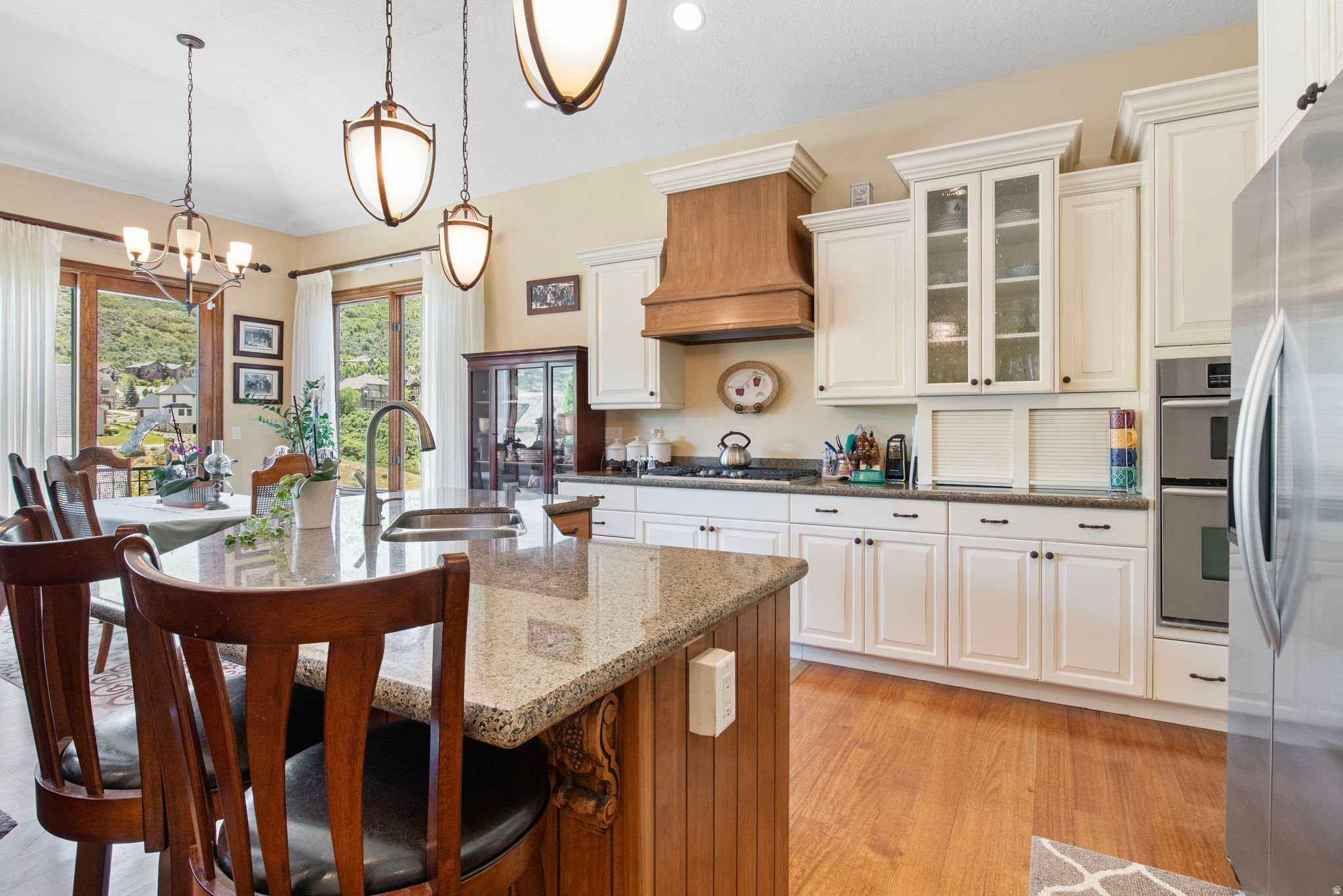 MONTREAUX AT SOUTH MOUNTAIN - Residential