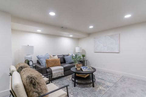 Tiny photo for 5766 E WOOD CIR, Murray, UT 84107 (MLS # 2125360)