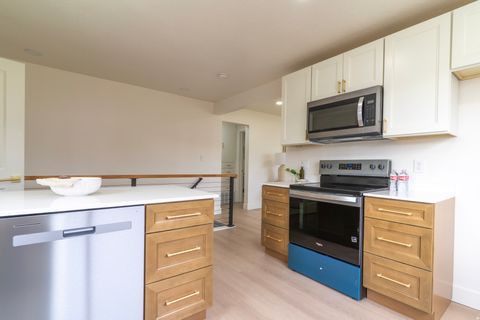 Tiny photo for 5766 E WOOD CIR, Murray, UT 84107 (MLS # 2125360)