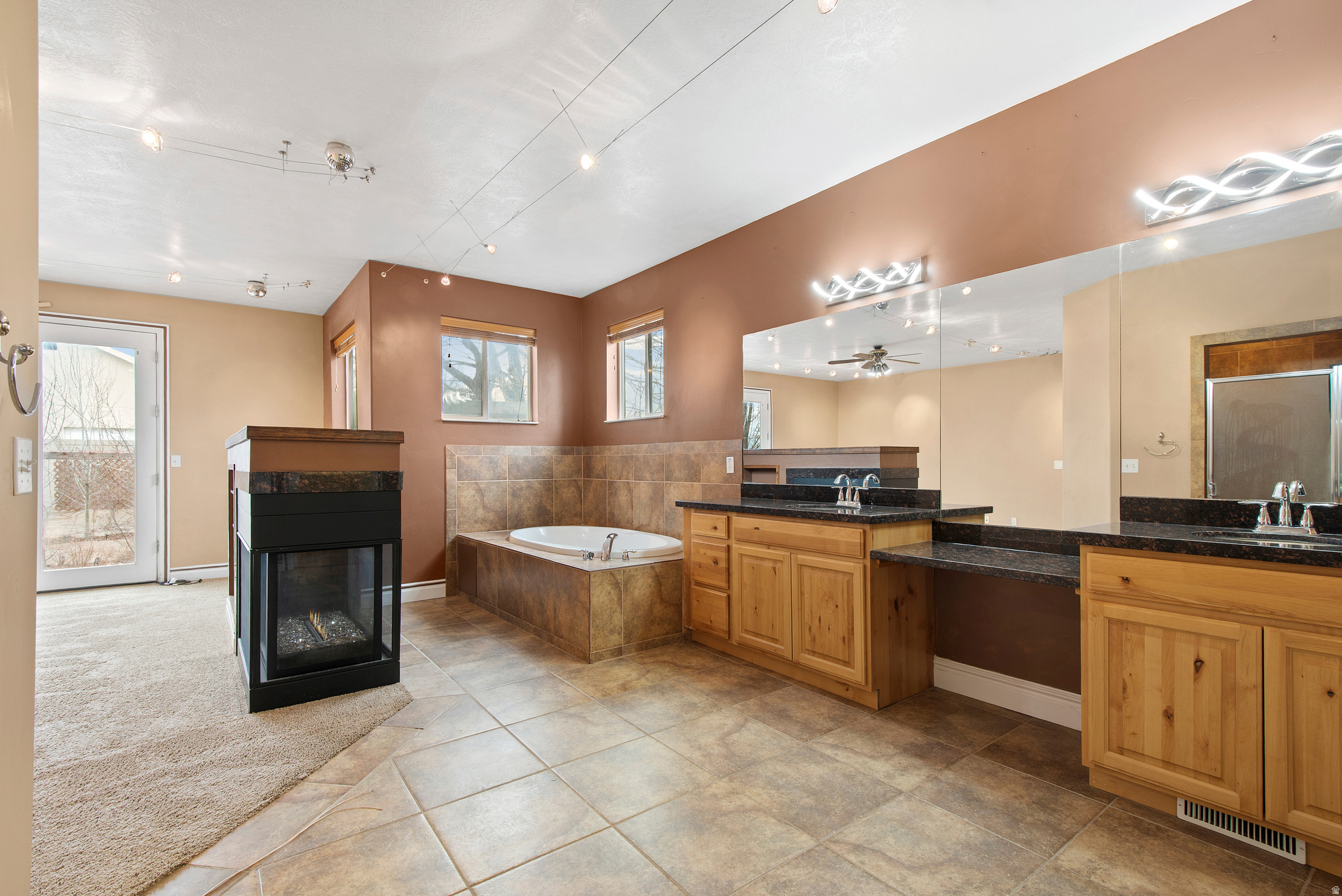 SOUTH WILLOW RANCHES - Residential