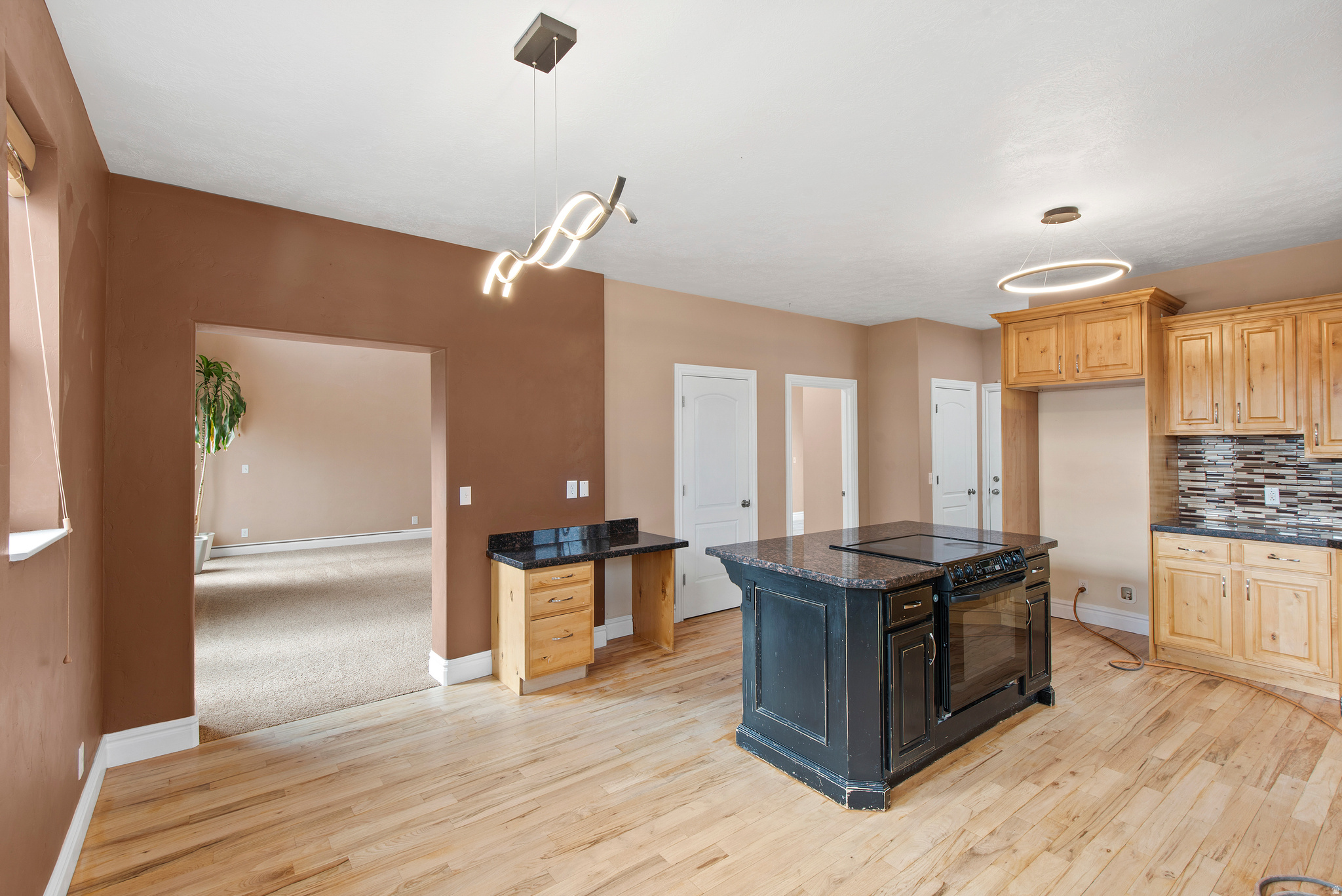 SOUTH WILLOW RANCHES - Residential