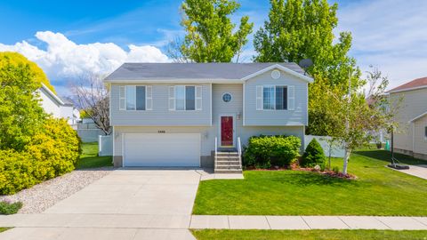 Photo of 5426 S 4175 W, Roy, UT 84067 (MLS # 2156755)
