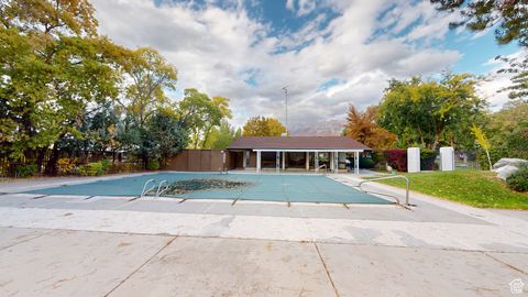Tiny photo for 221 E 4735 N, Provo, UT 84604 (MLS # 2118068)