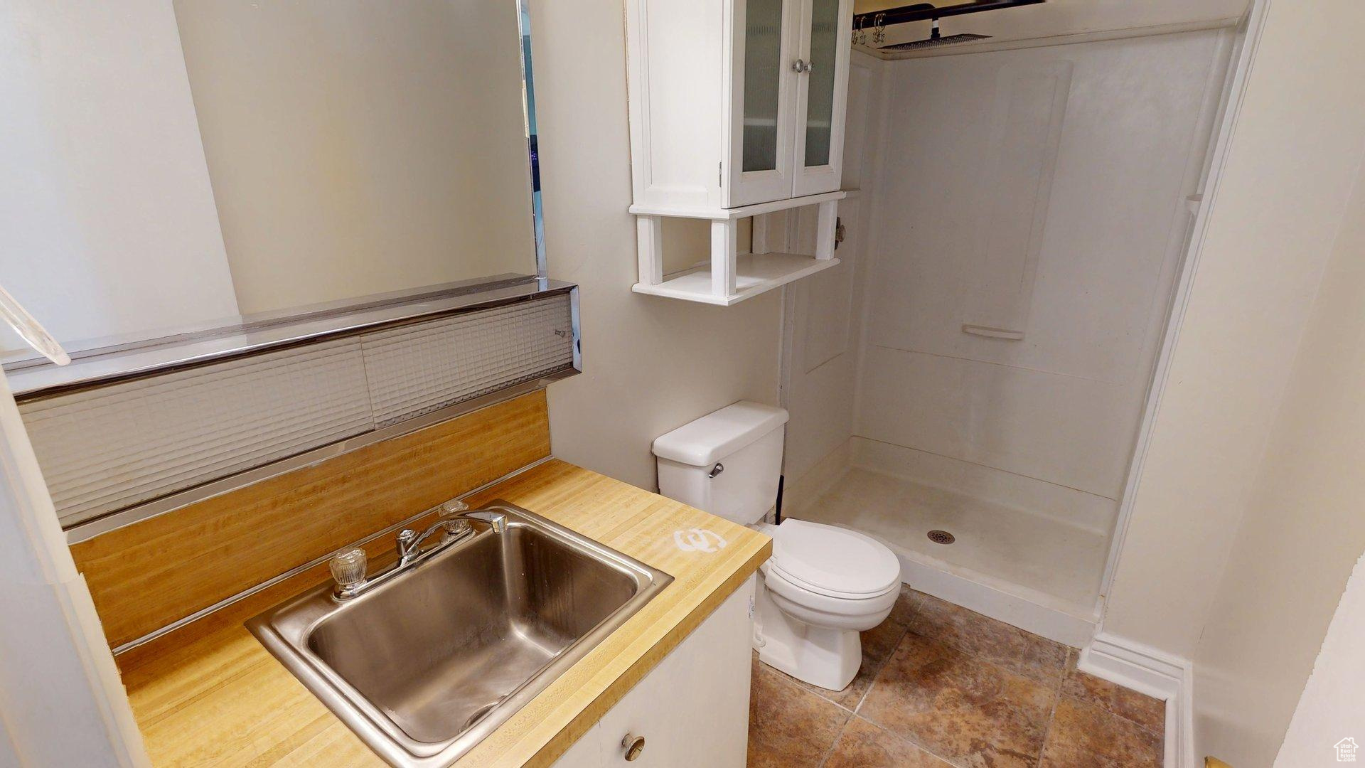 THREE FOUNTAINS - Residential