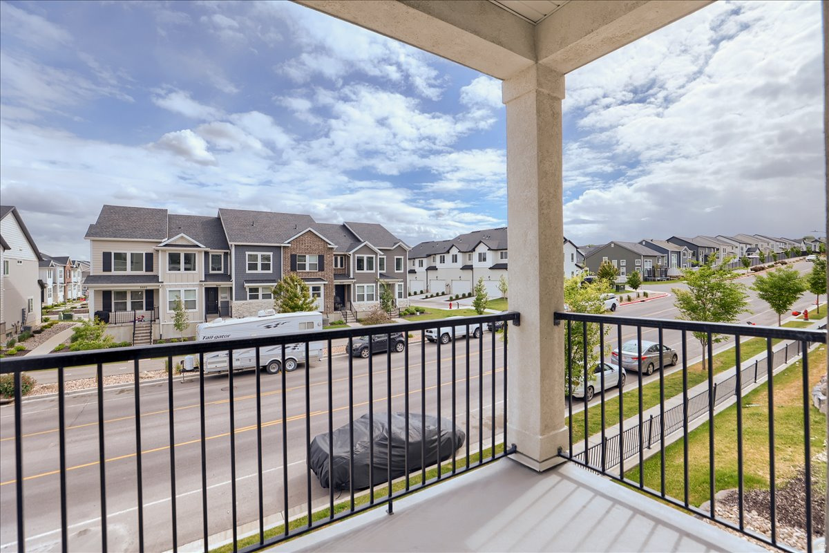 THE EXCHANGE II - Residential