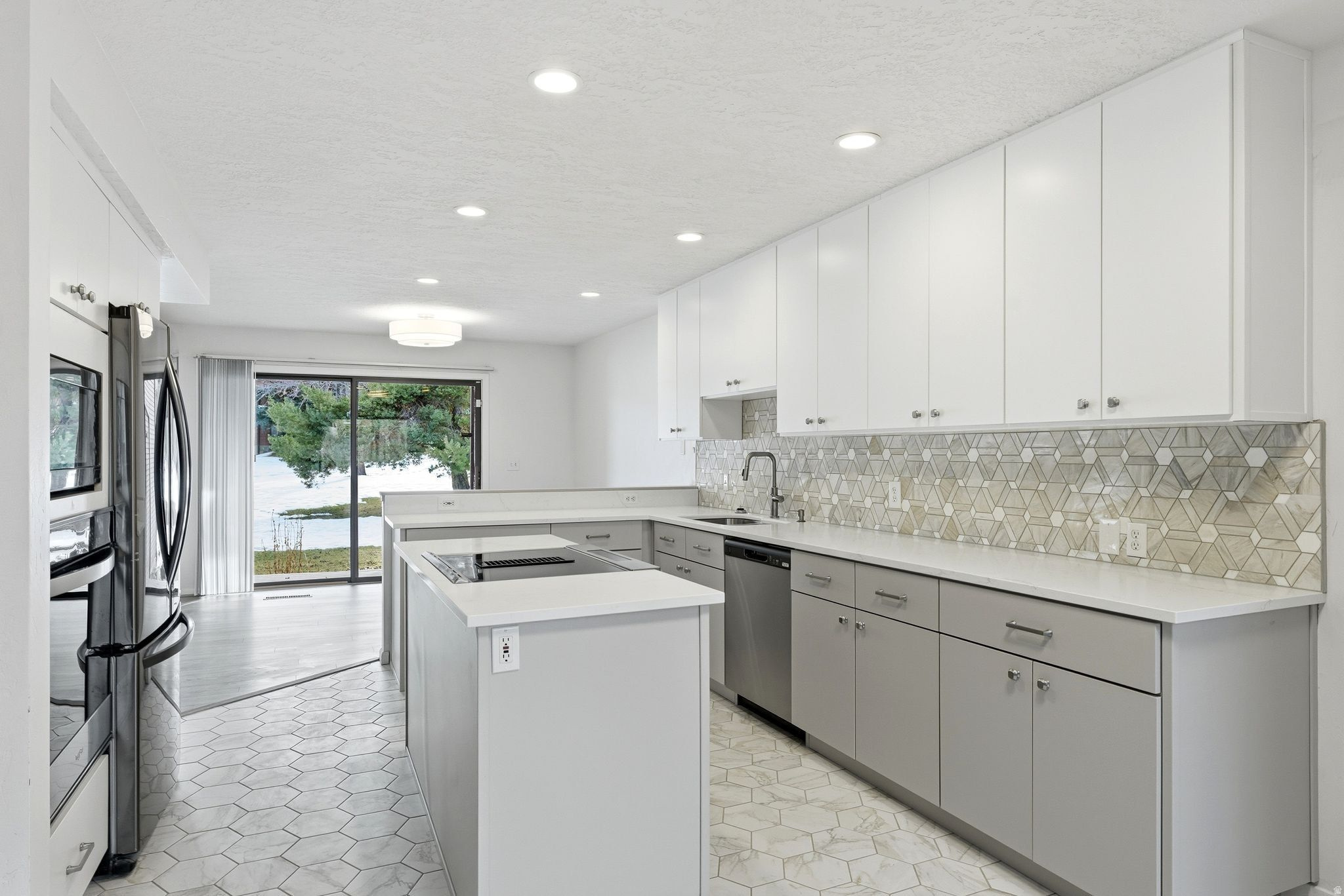 PARK WEST VILLAGE SUB - Residential