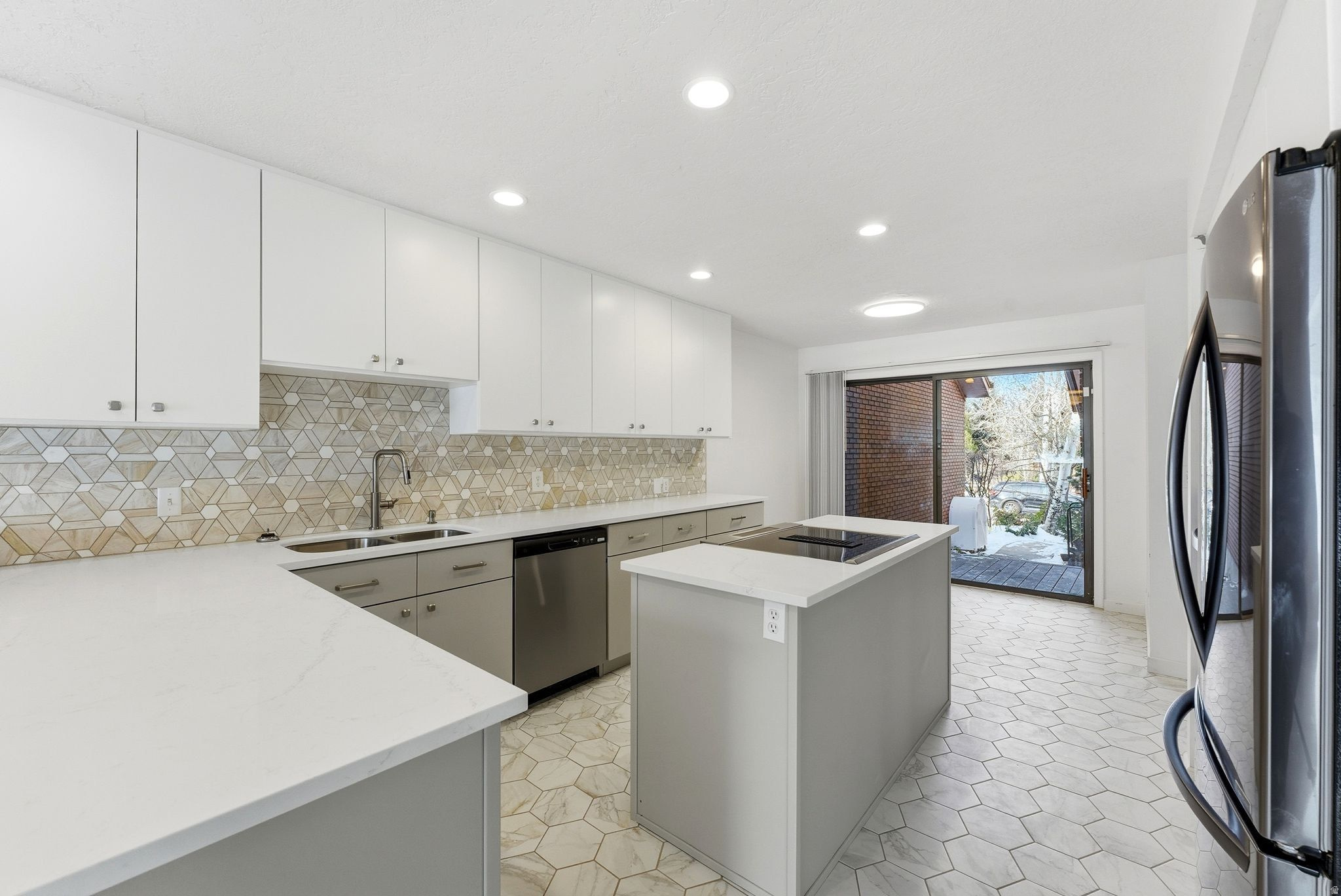 PARK WEST VILLAGE SUB - Residential