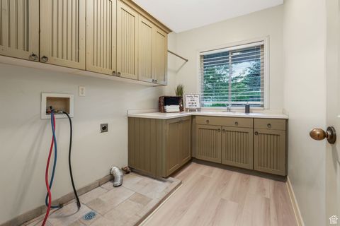 Tiny photo for 584 S SILVER LN, Alpine, UT 84004 (MLS # 2086932)