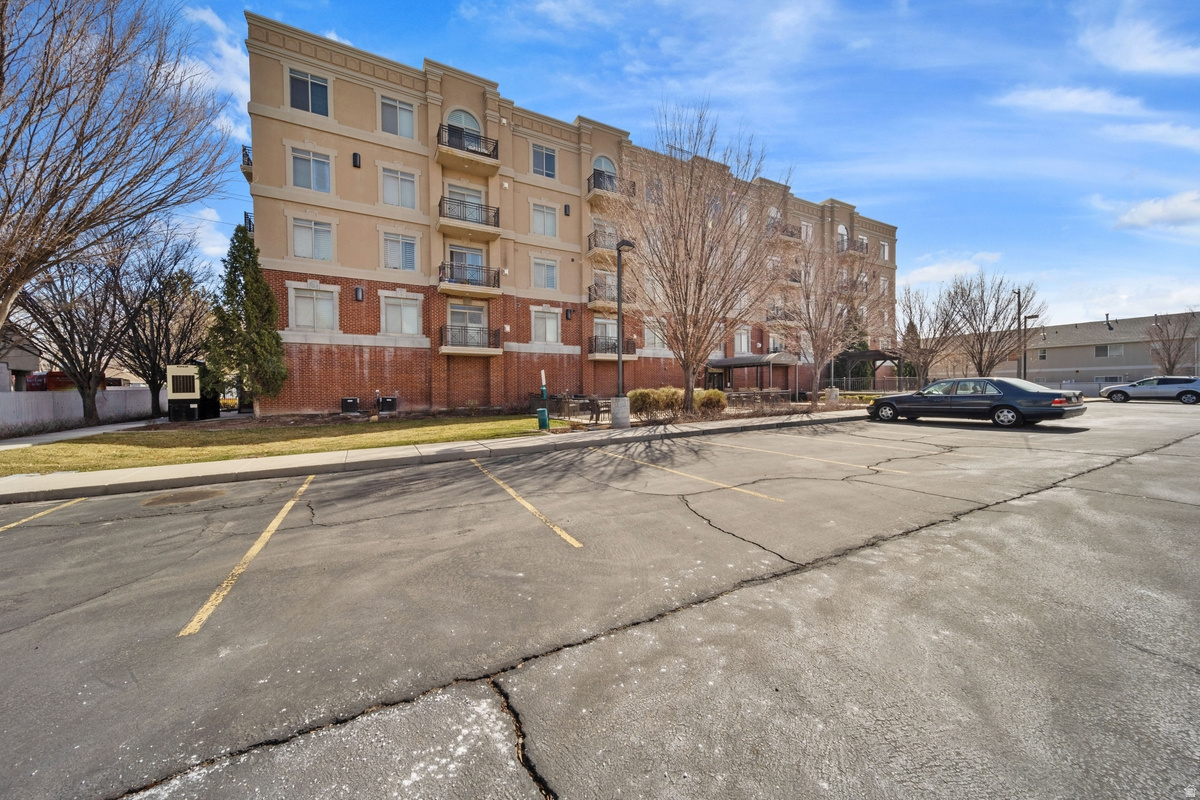 MILLCREEK TERRACE - Residential